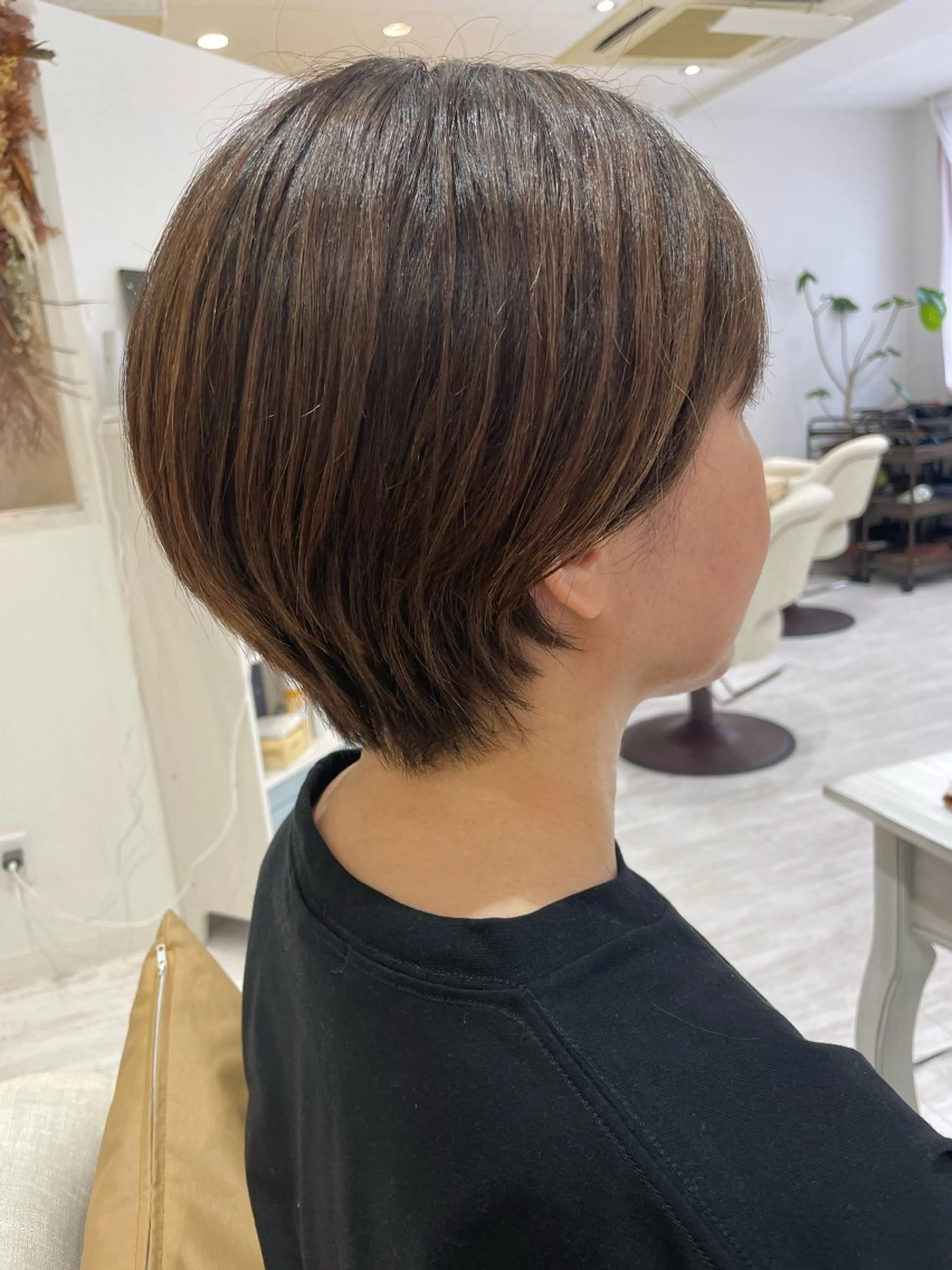 ショート カラー 丸みショート ショートヘア カット ヘアカラー ボブ支持率NO1 🌈CHIKAのヘアスタイル