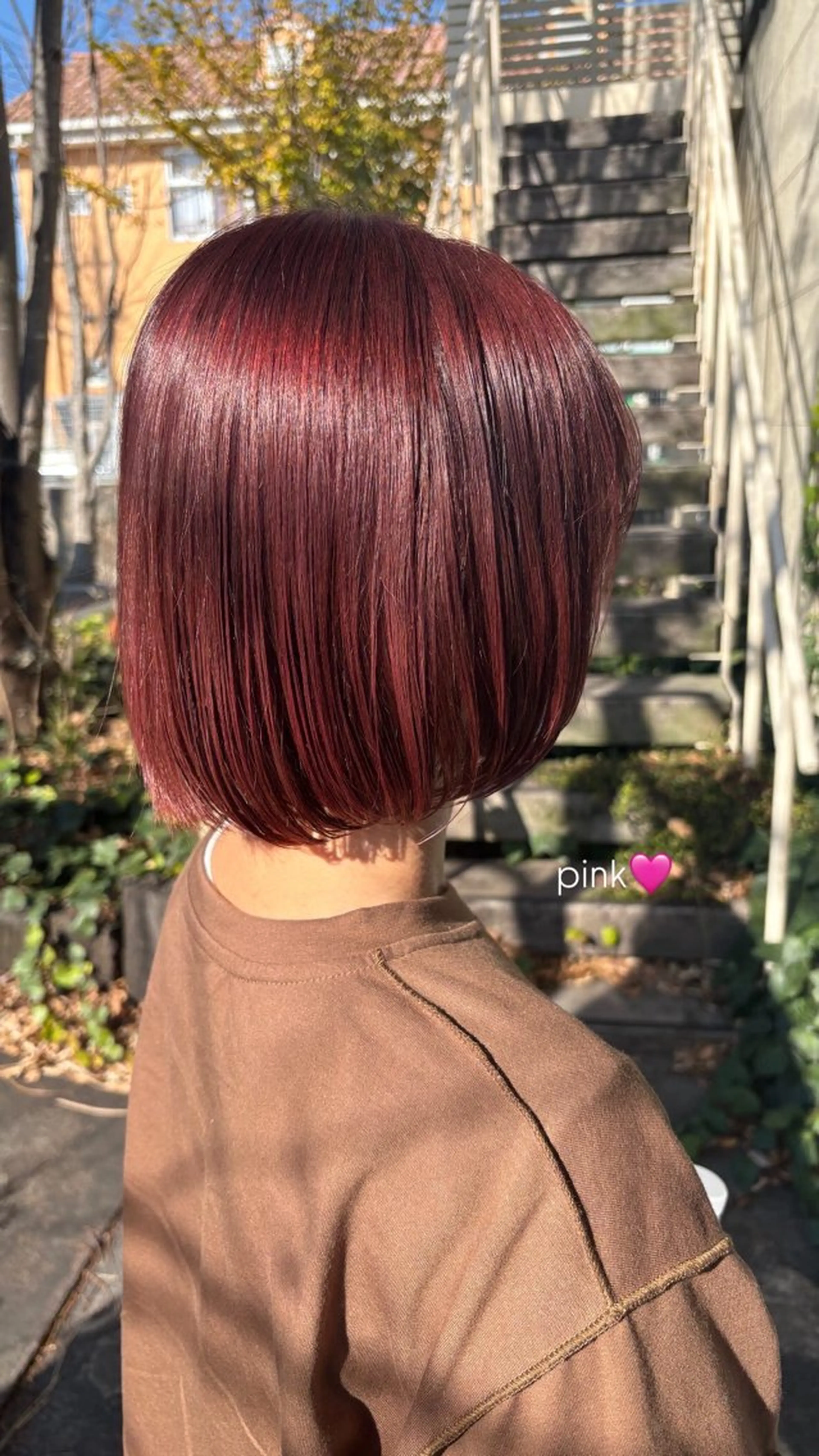 ショート カラー ヘアカラー 岡田 莉音のヘアスタイル