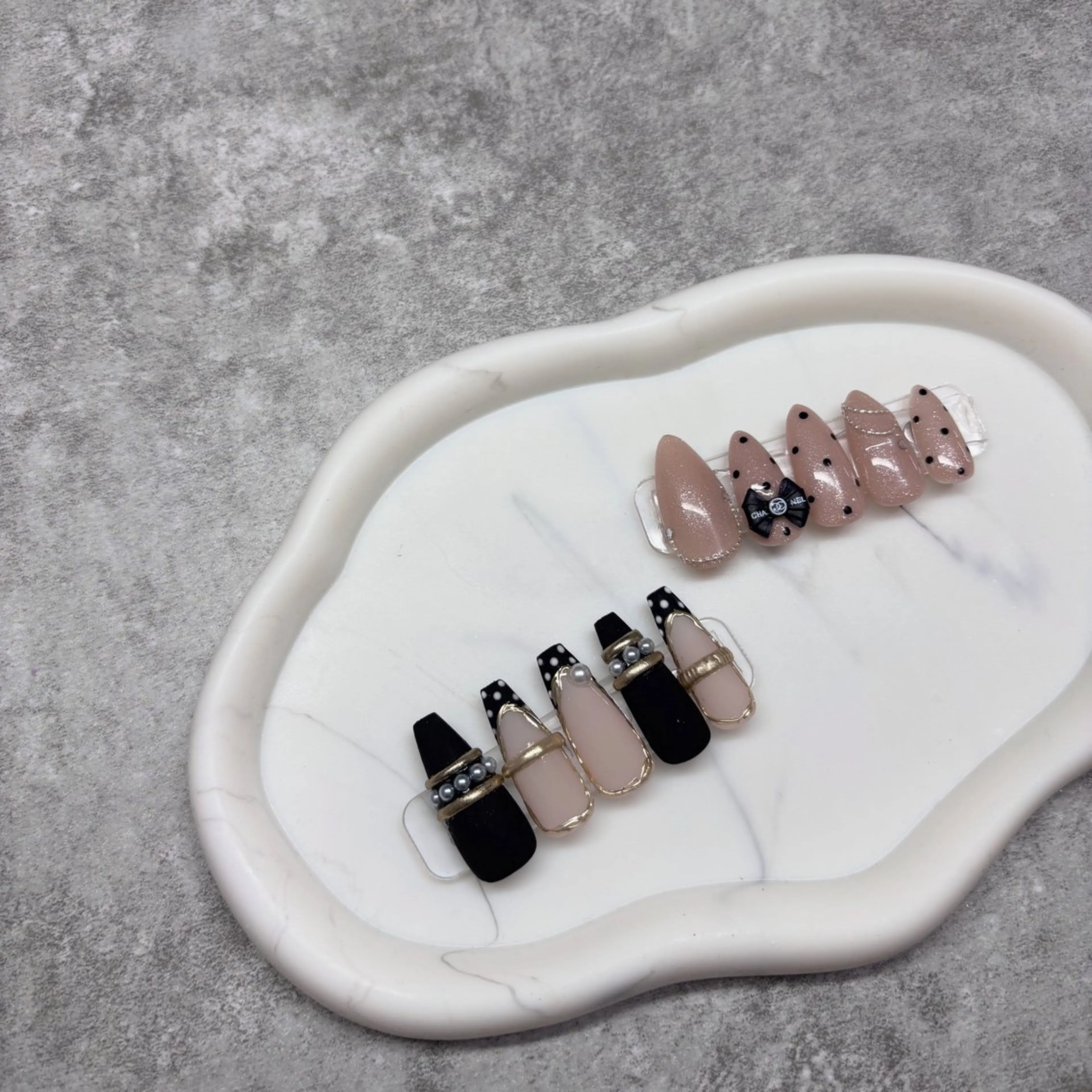 ネイル ANELA ANNAのネイルデザイン