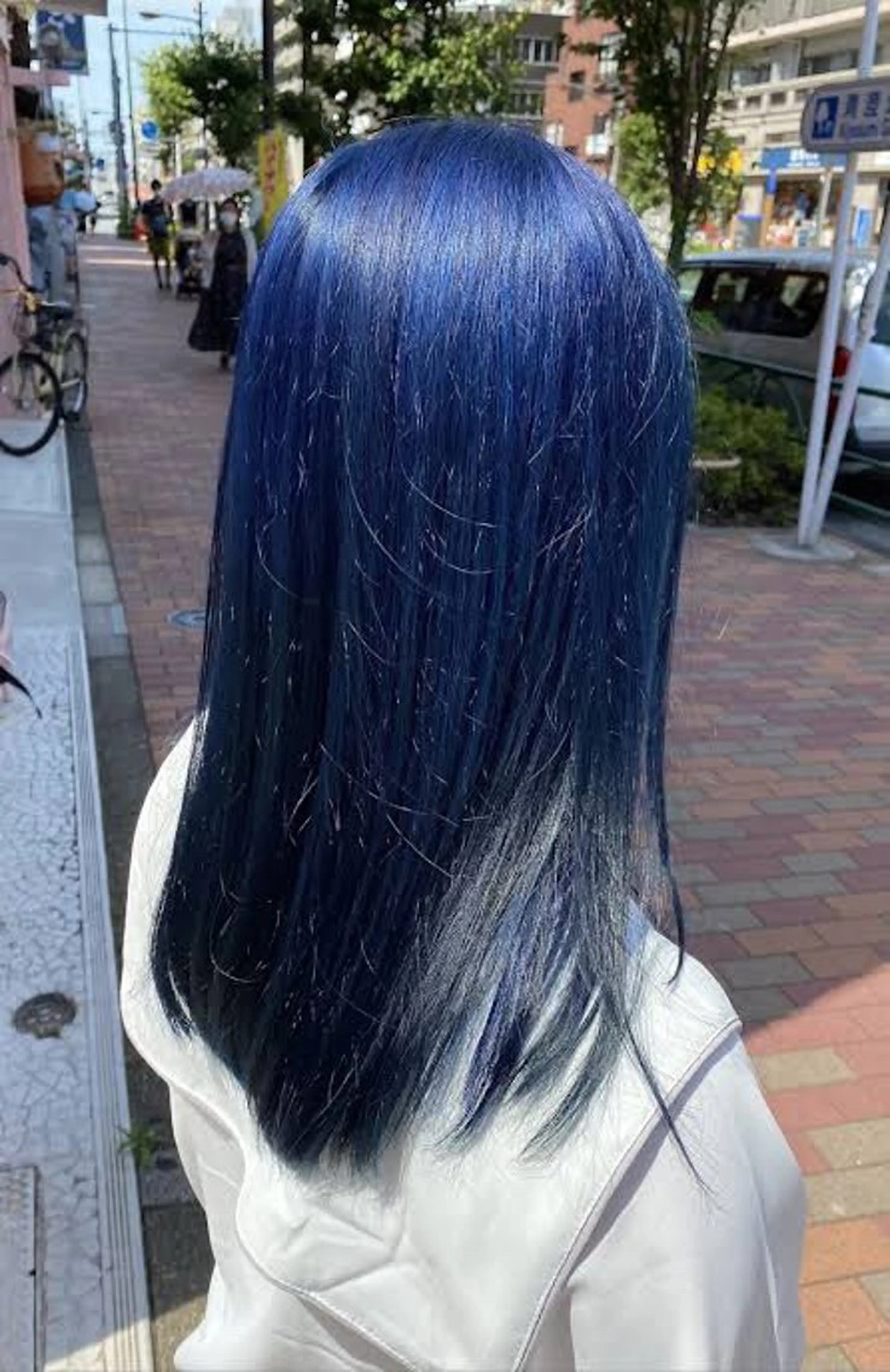 セミロング カラー ブリーチ ブルーカラー ヘアカラー ブレンバイドット所属・ニュアンスカラー/ 🫧レミ(坊主)のヘアスタイル