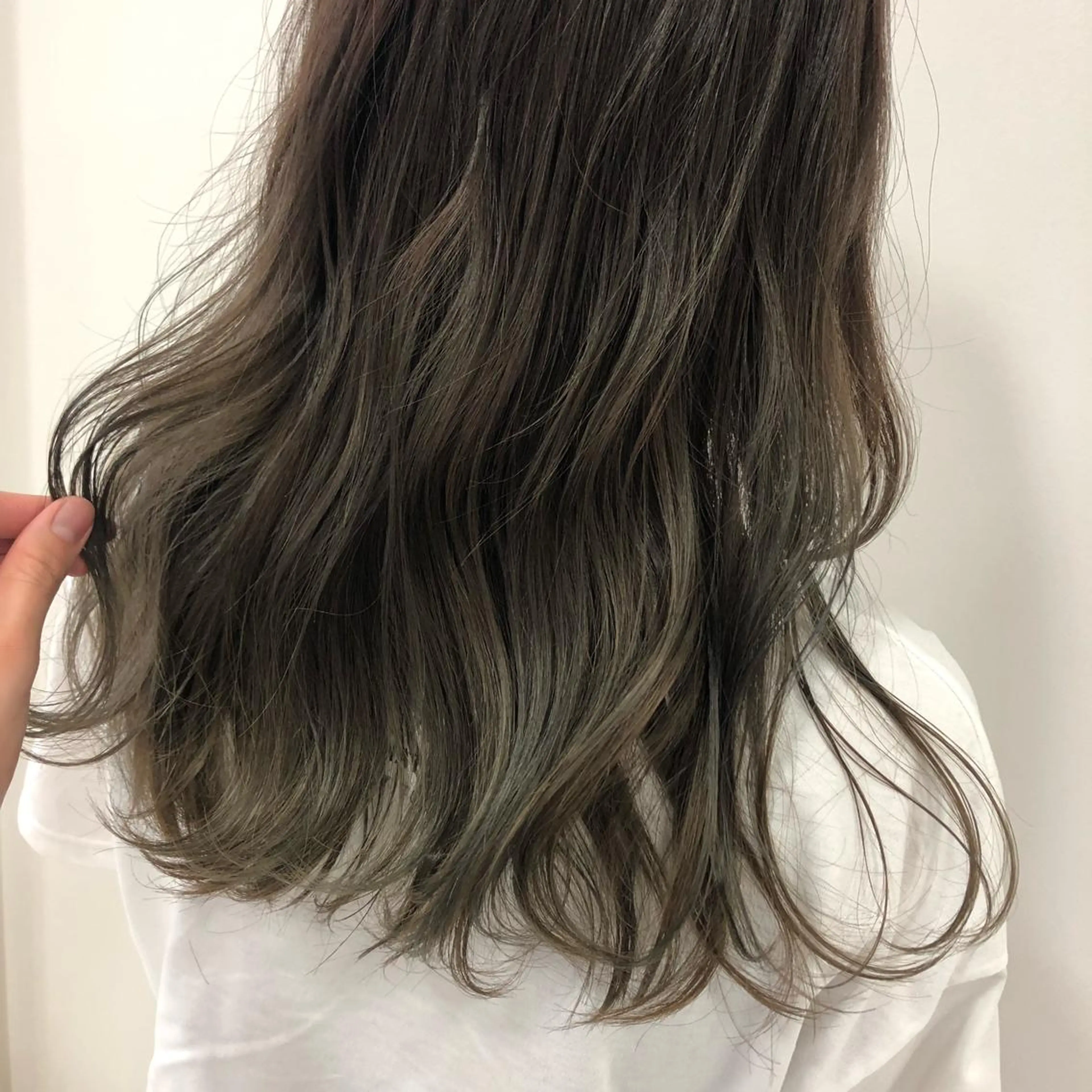 ロング カラー GLROW haruhiのヘアスタイル