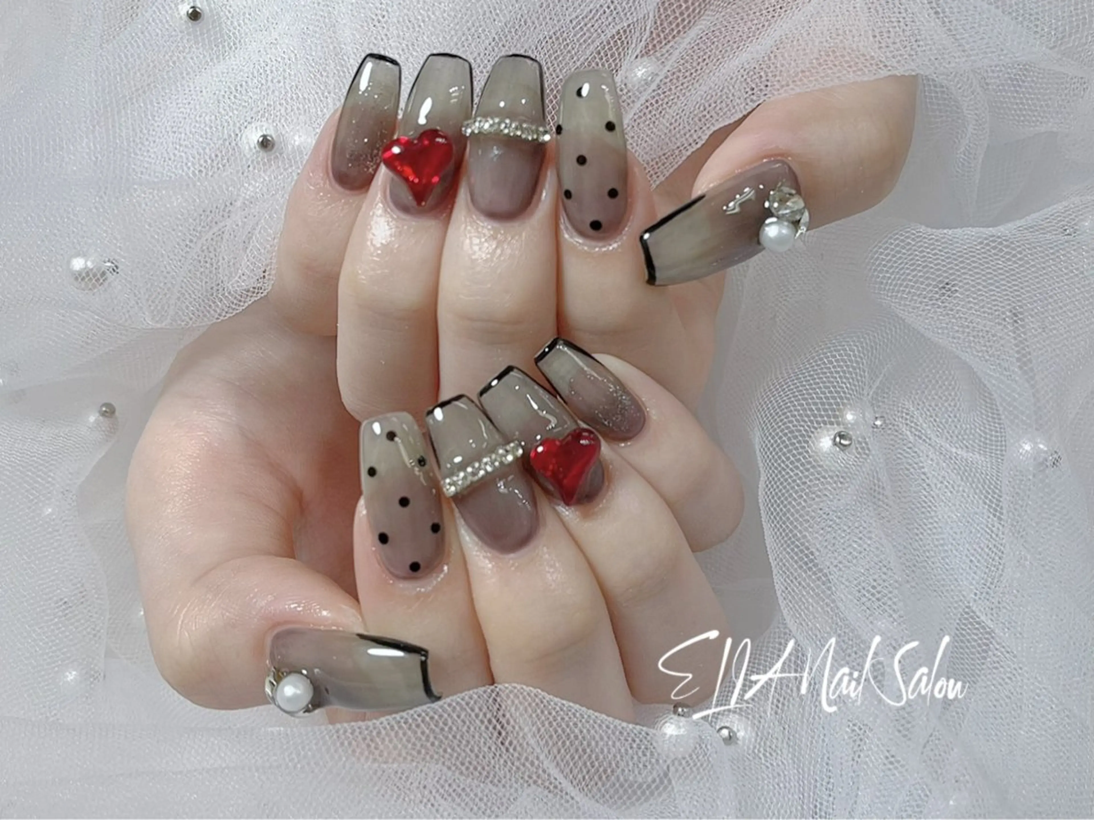 ミディアム cici nailのネイルデザイン