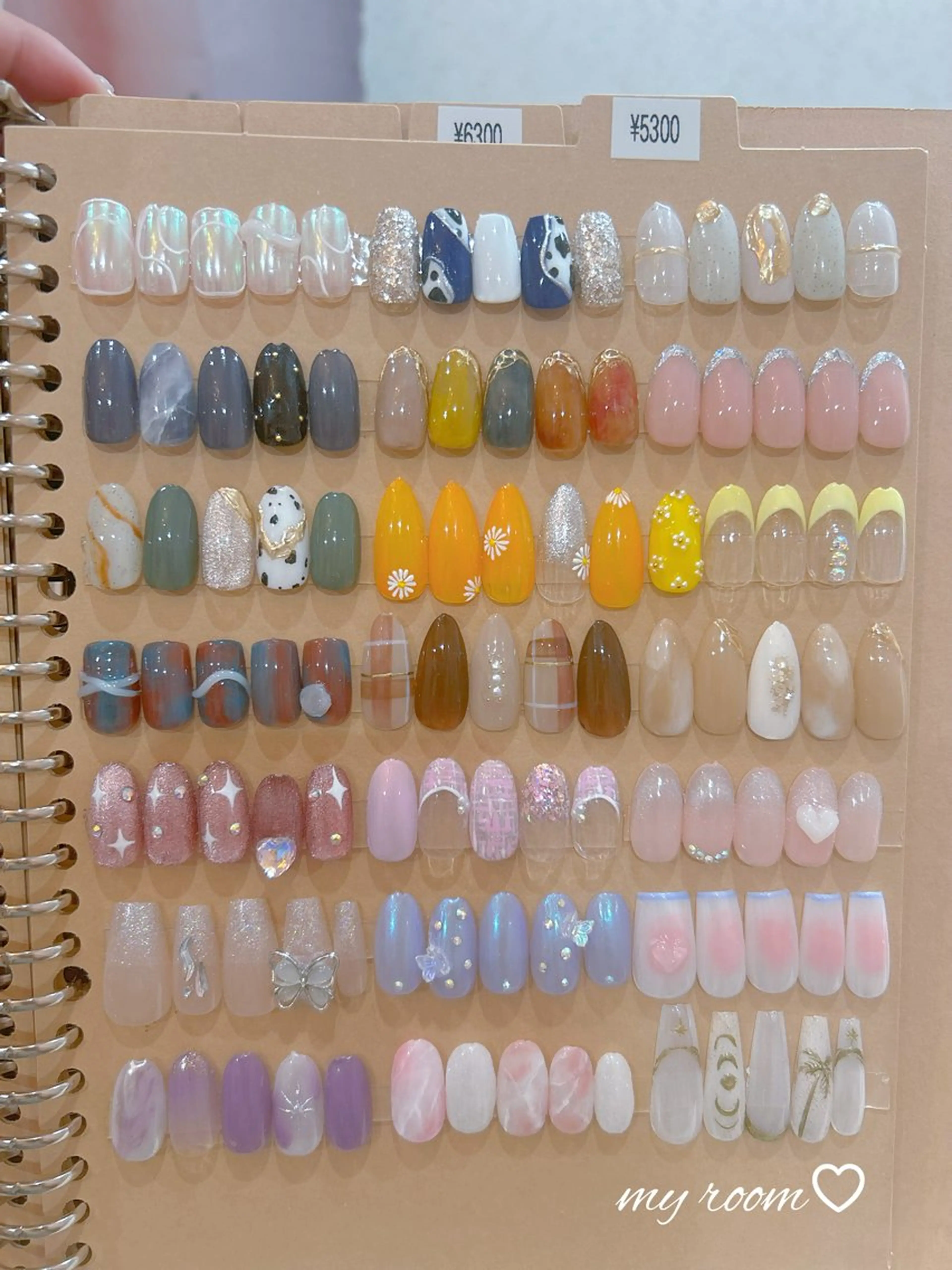 ネイル うるま市サロン Yuko Izawaのネイルデザイン