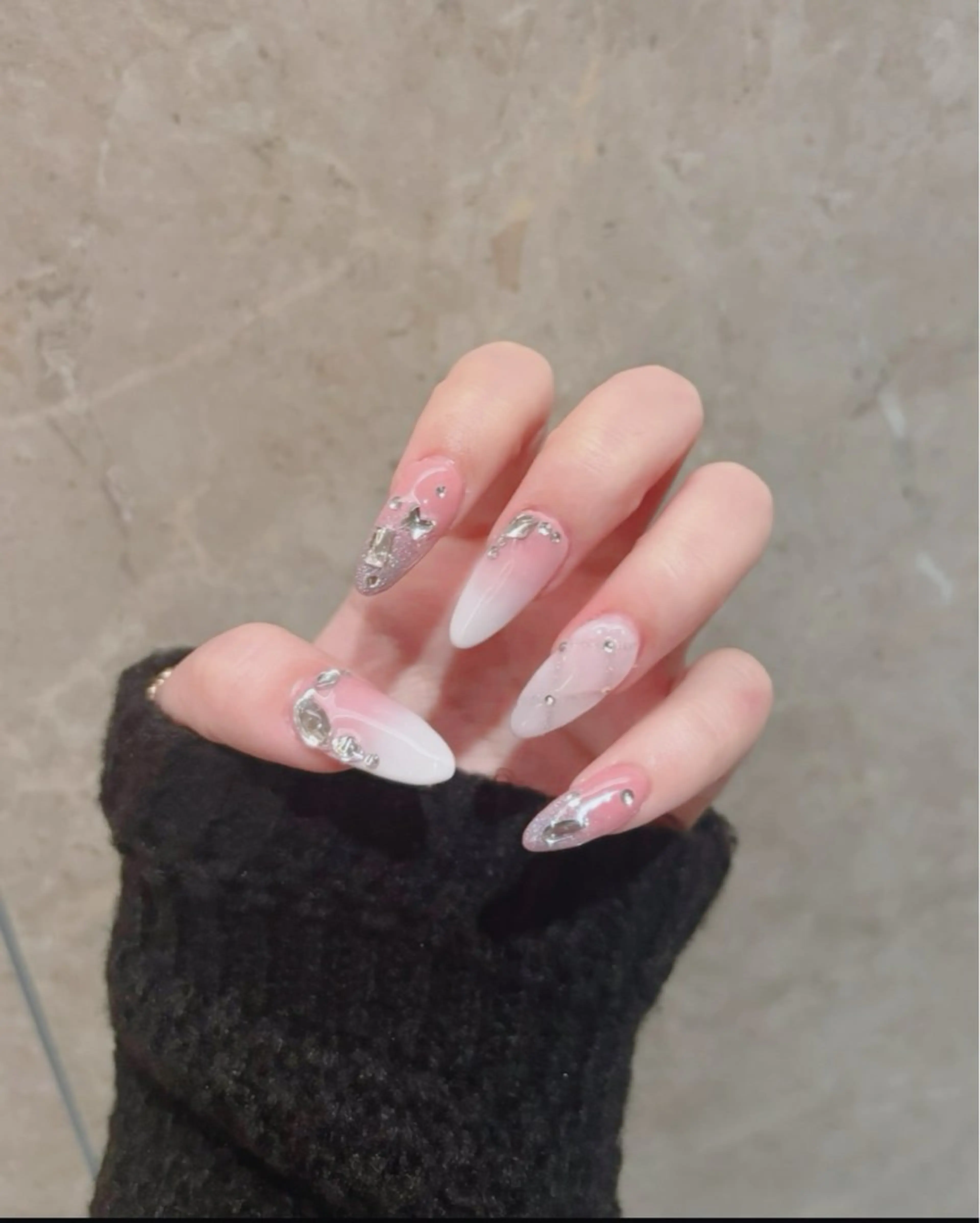 ネイル HIYORI 🩷のネイルデザイン