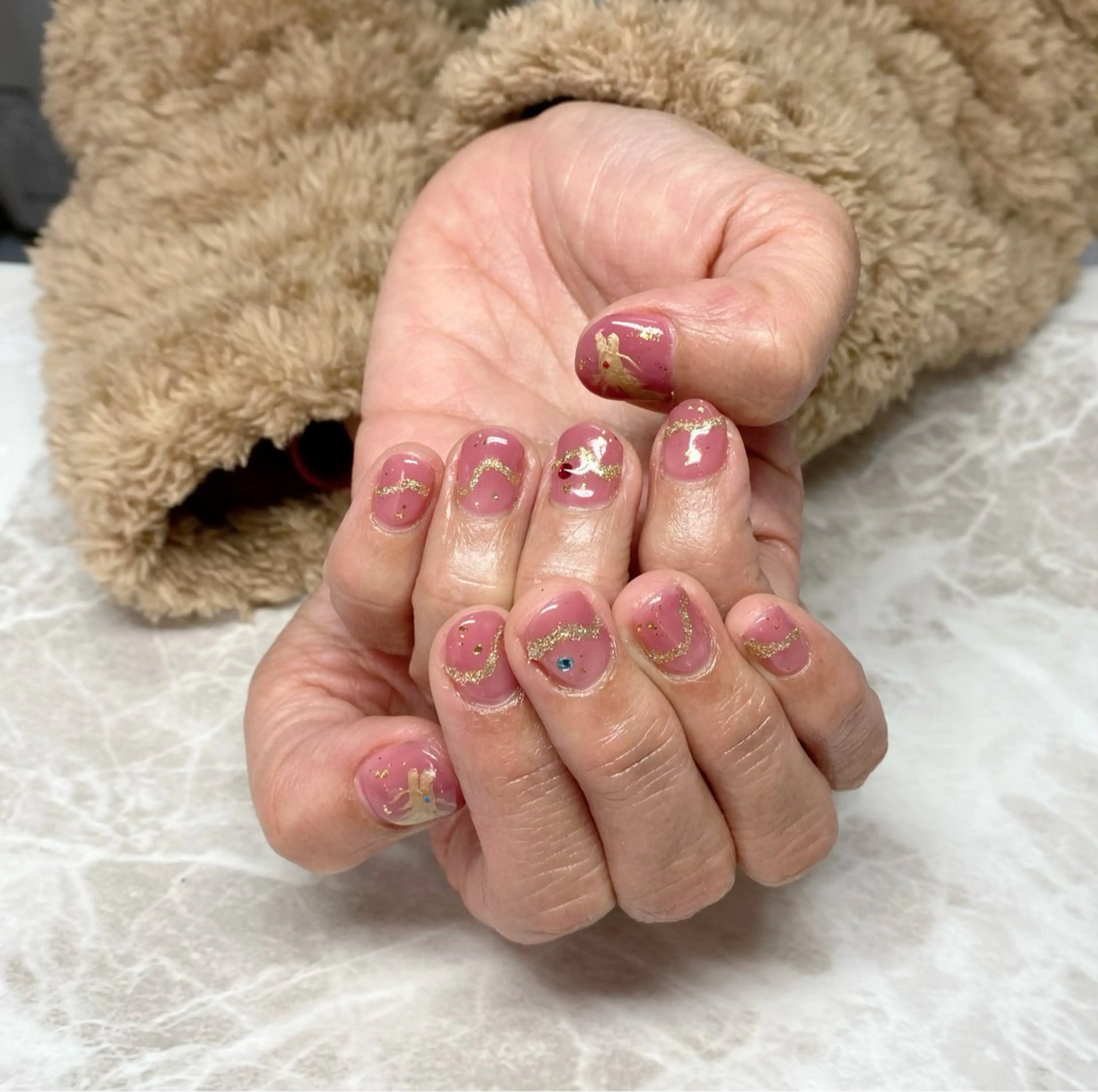 ネイル ハンドネイル ゆぴねいる所属・ゆぴねいる yupinailのネイルデザイン