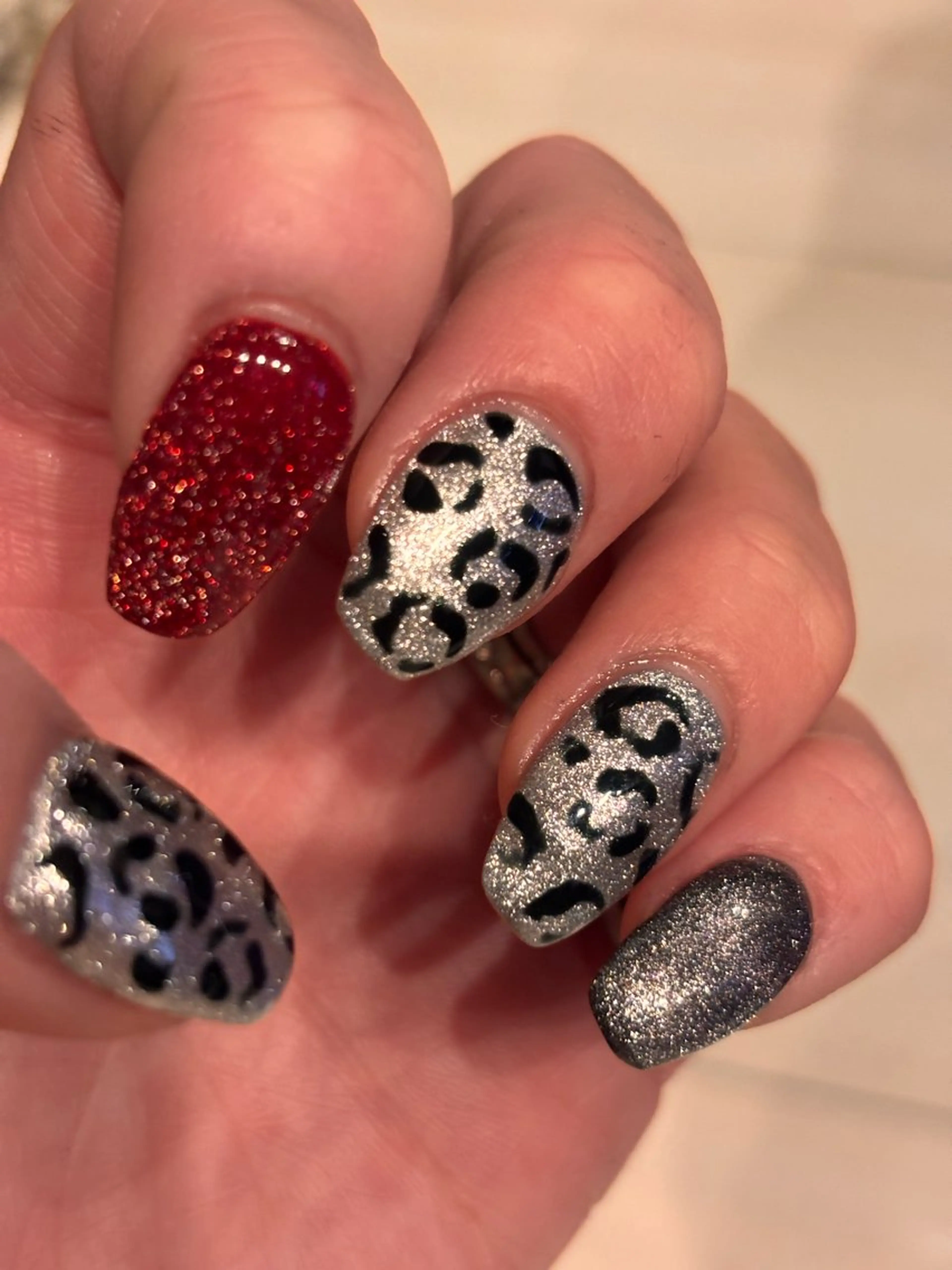 ネイル 西川 晴菜のネイルデザイン