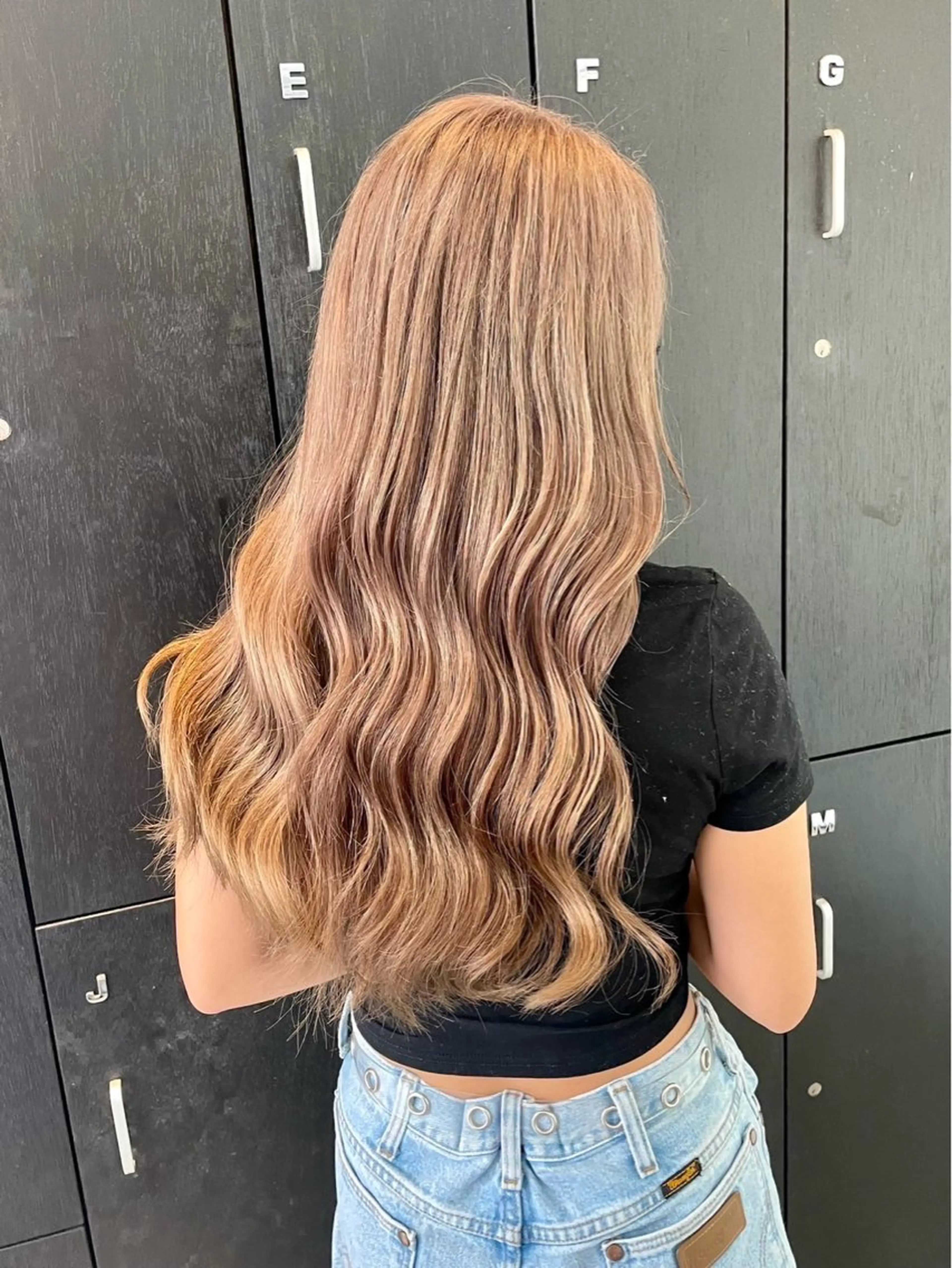 ロング ヘアカラー 🧋ミルクティーカラ ー🧋特化小林拓登のヘアスタイル