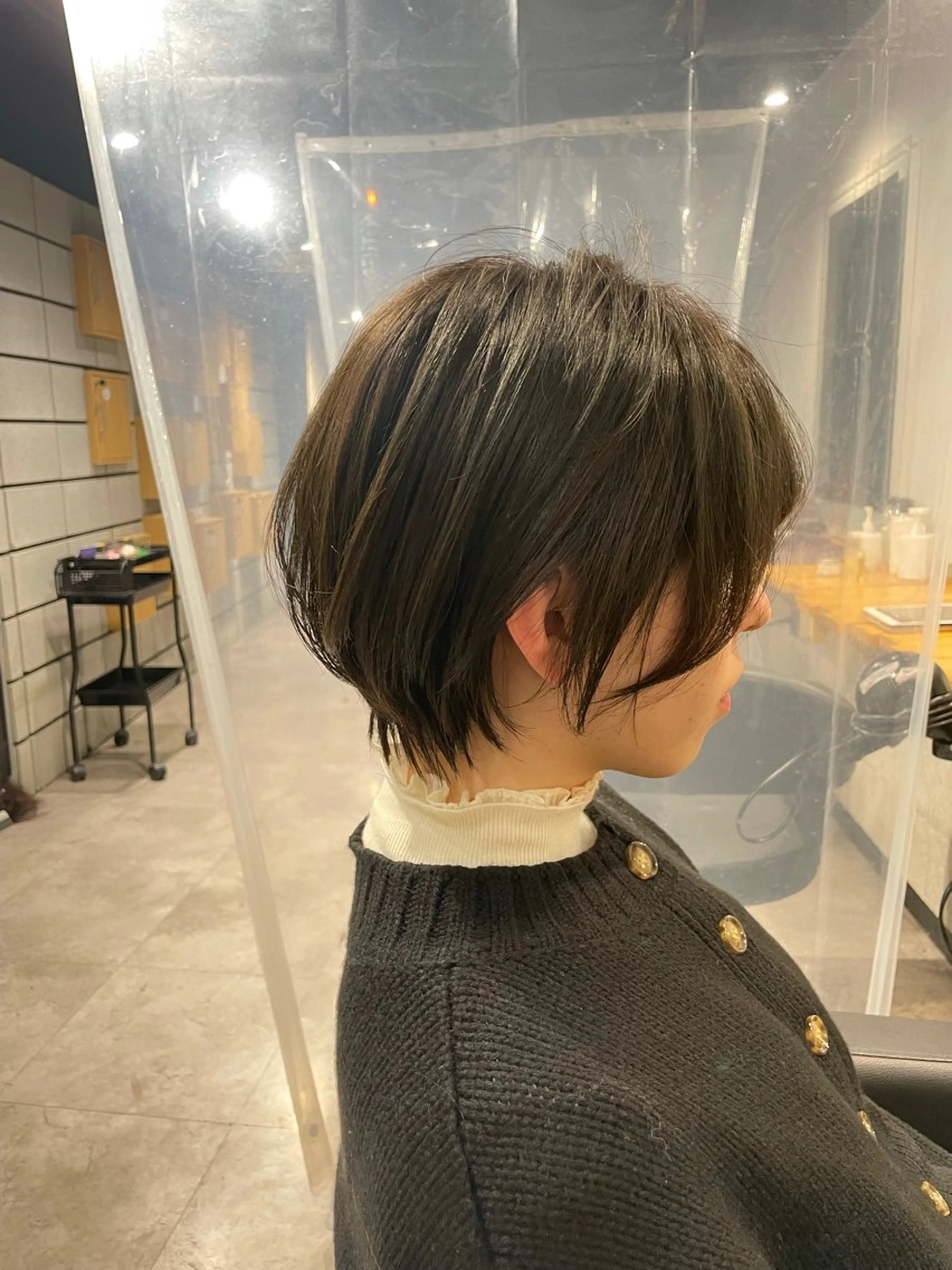 ショート カラー カット ヘアカラー トリートメント ヘッドスパ 🦋ハイトーンボブ ショート🦋トシキのヘアスタイル