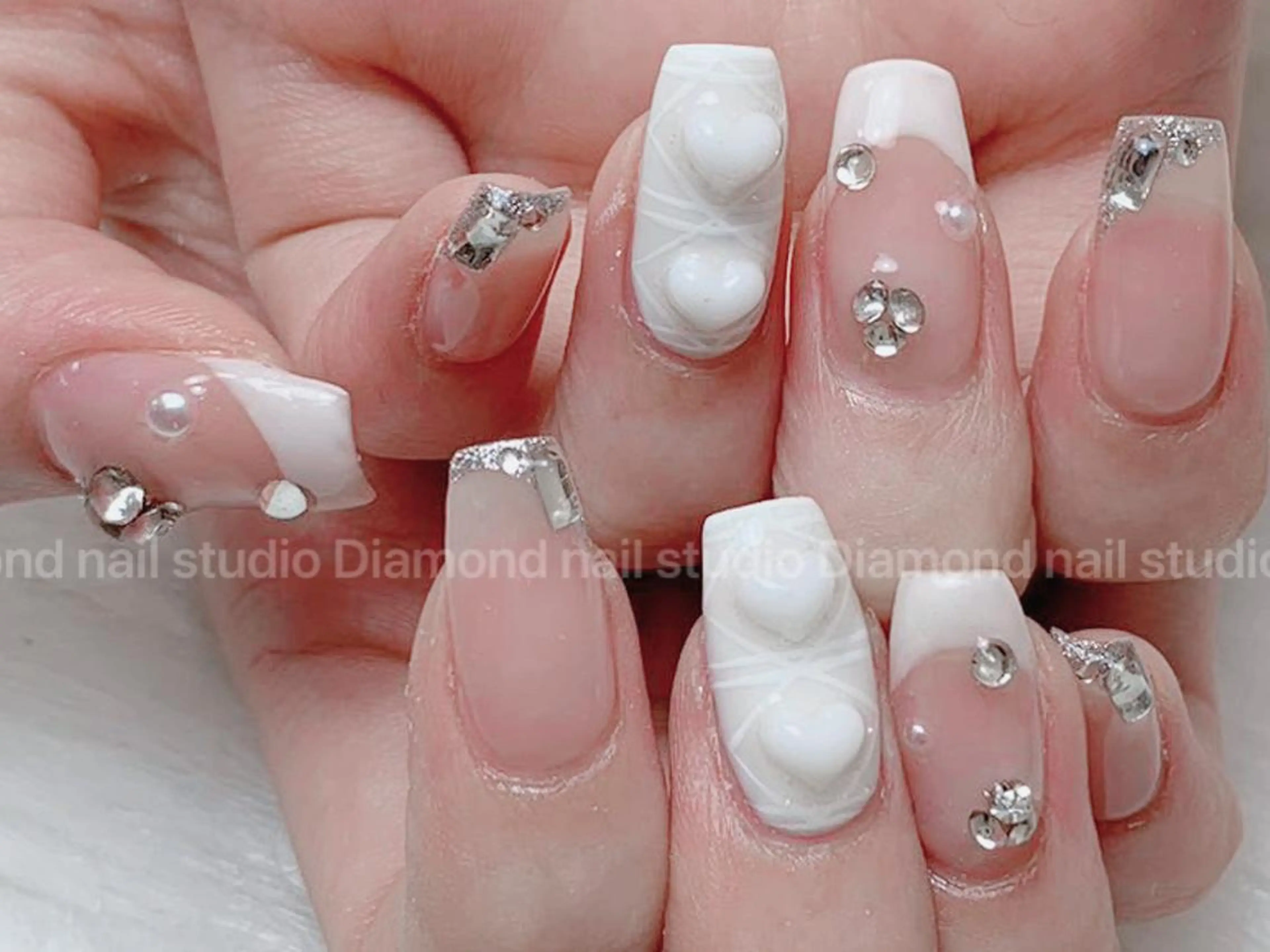 セミロング ハンドネイル Diamond ✨のネイルデザイン