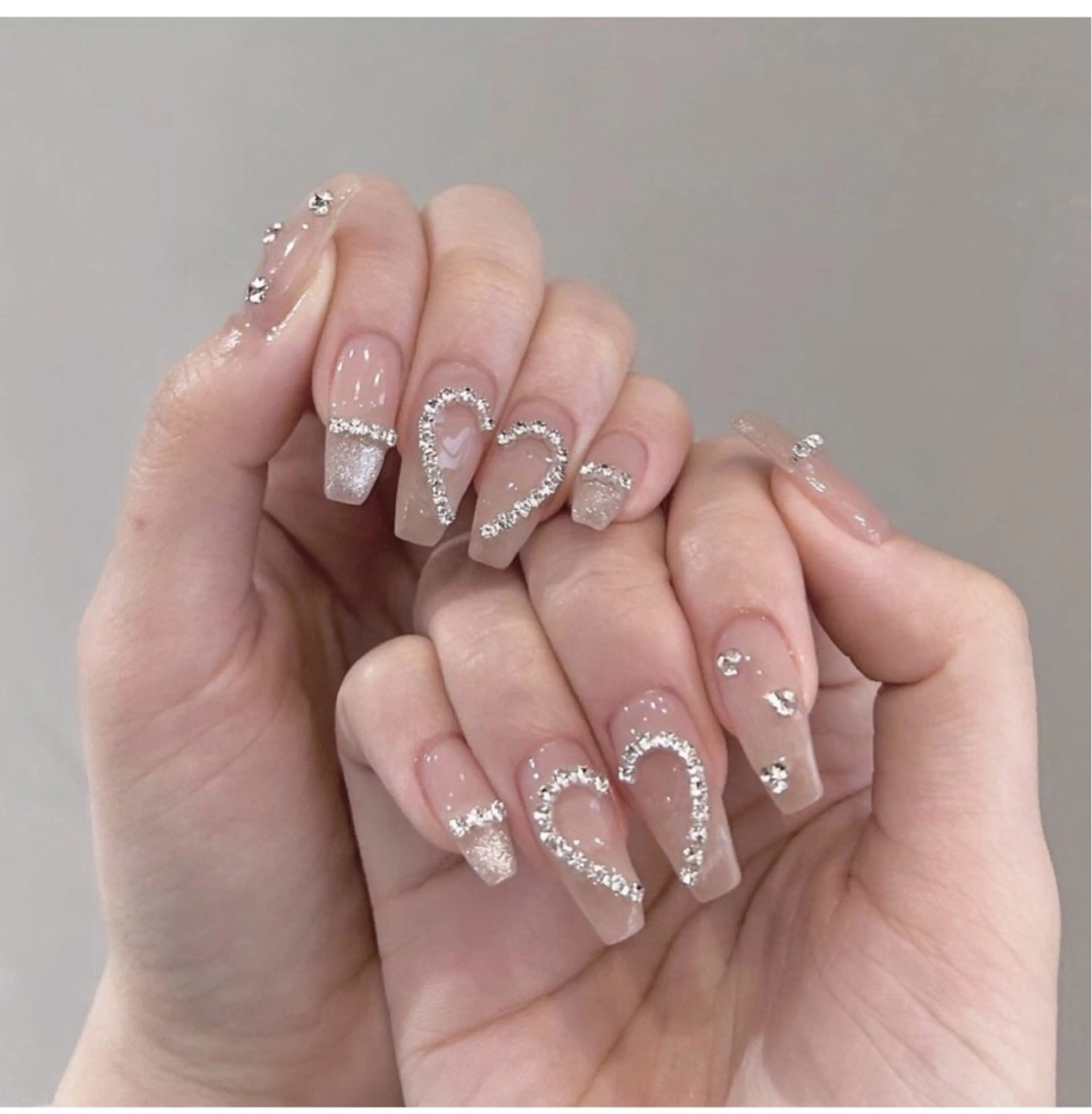 ネイル 長さ出し グラデーション キラキラネイル 韓国ネイル ラメ(グリッター) ハンドネイル ハンドケア Chisa Nail Studio所属・チ サのネイルデザイン