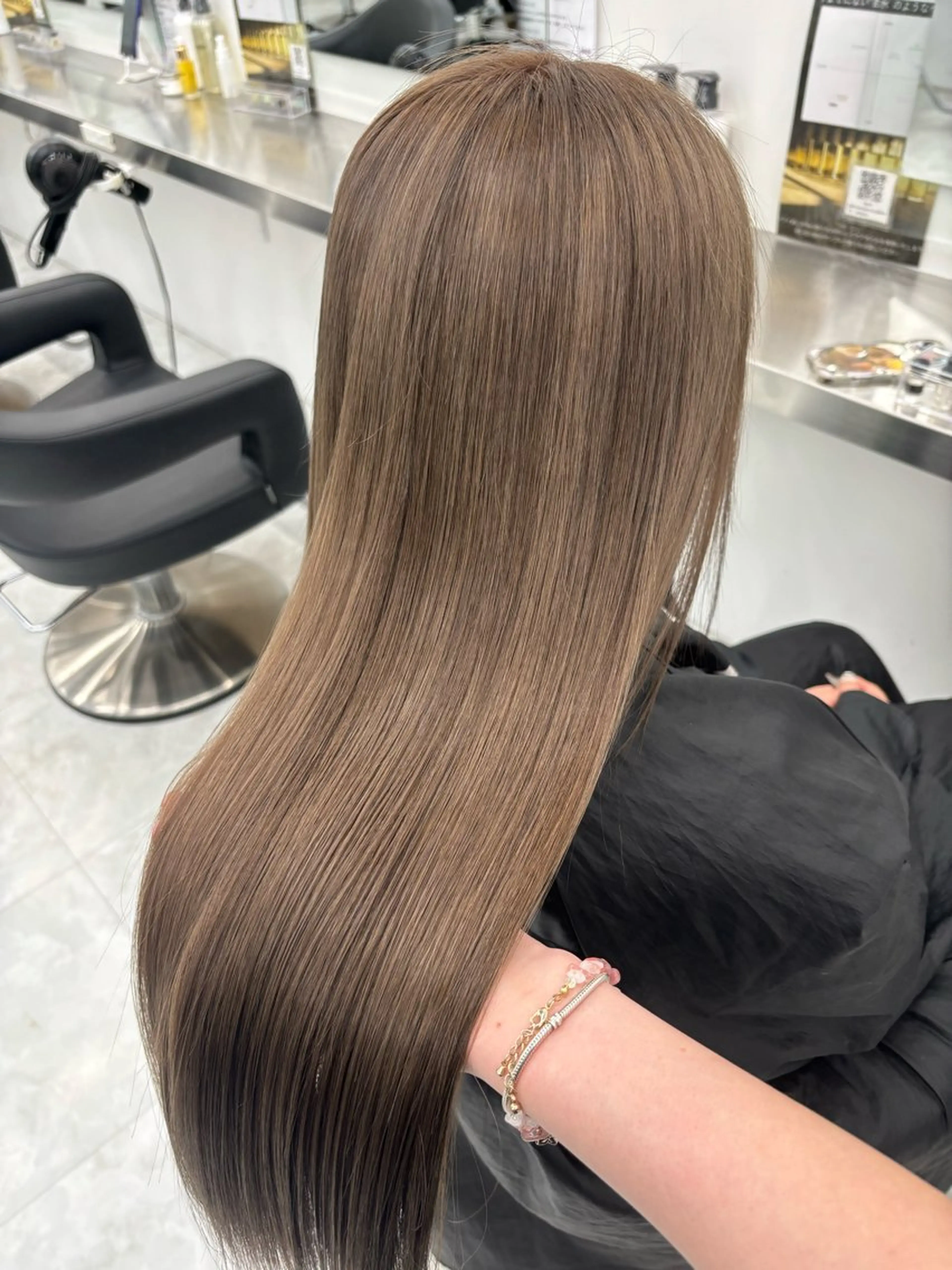 カラー ヘアカラー トリートメント Wカラー/暖色/べ ージュりく©︎🐝のヘアスタイル