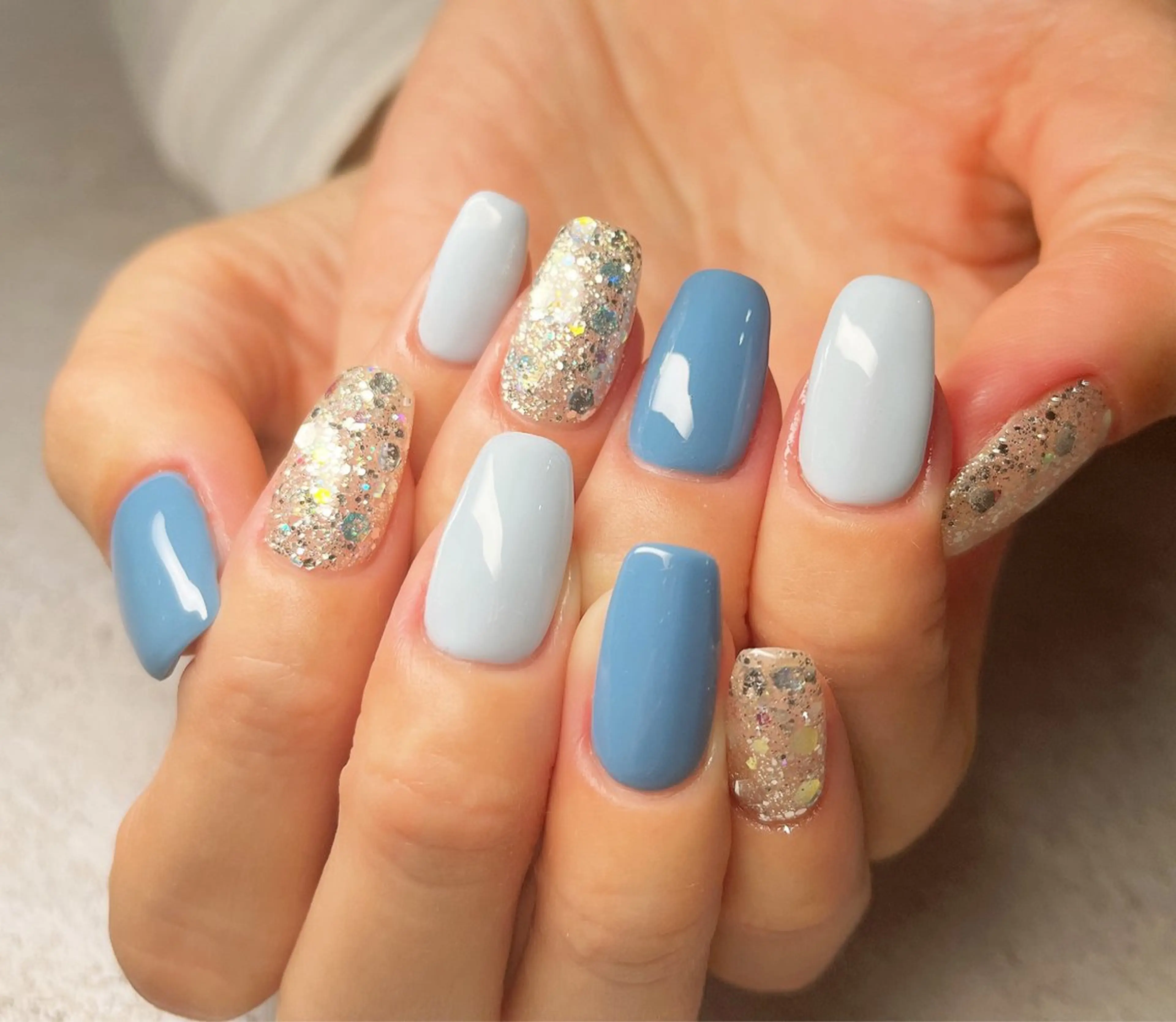 ネイル ラメ(グリッター) 持ち込み オフィスネイル ワンカラーネイル シンプルネイル 吉田  （ネイリスト）のネイルデザイン