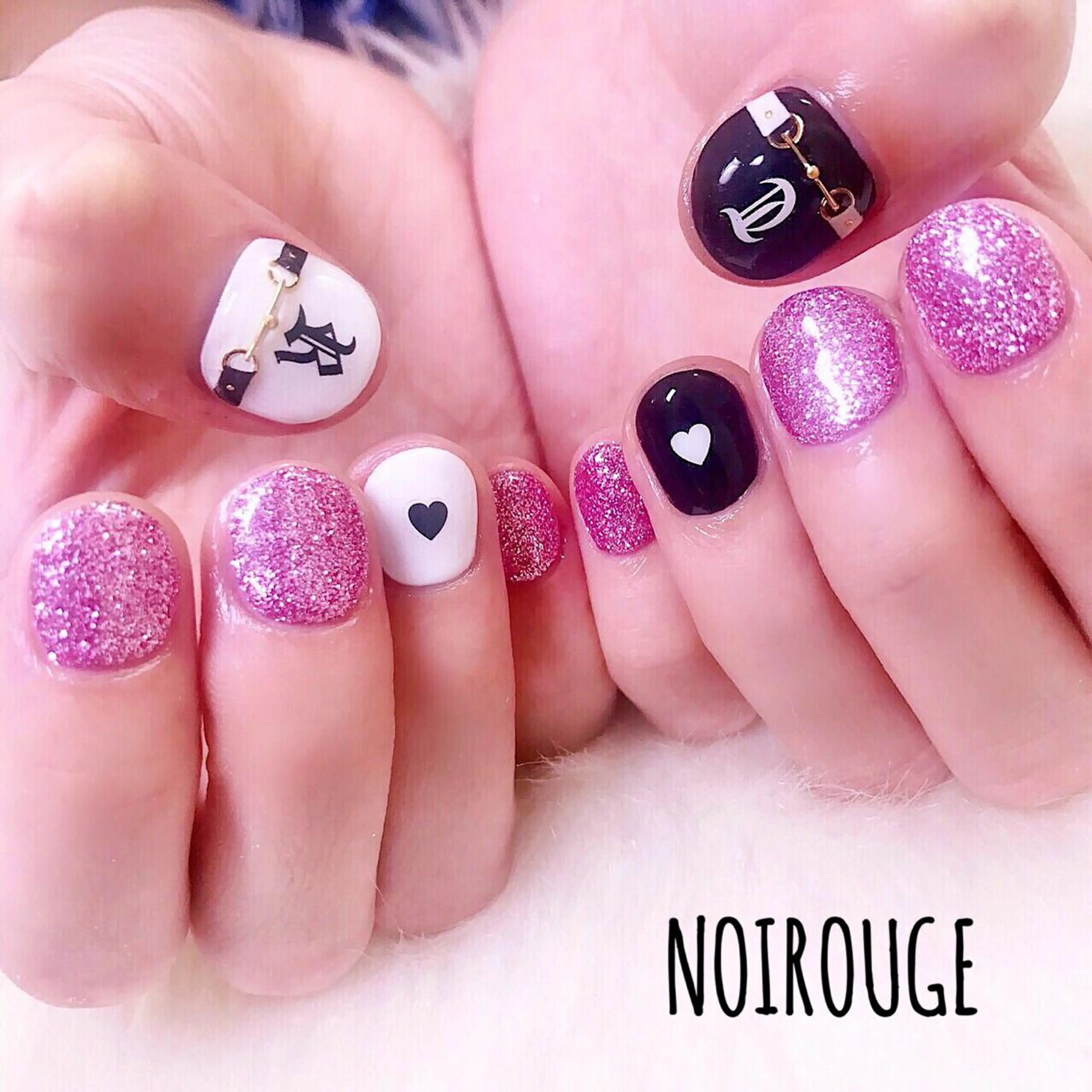 ネイル NOIROUGE所属・NOI ROUGEのネイルデザイン