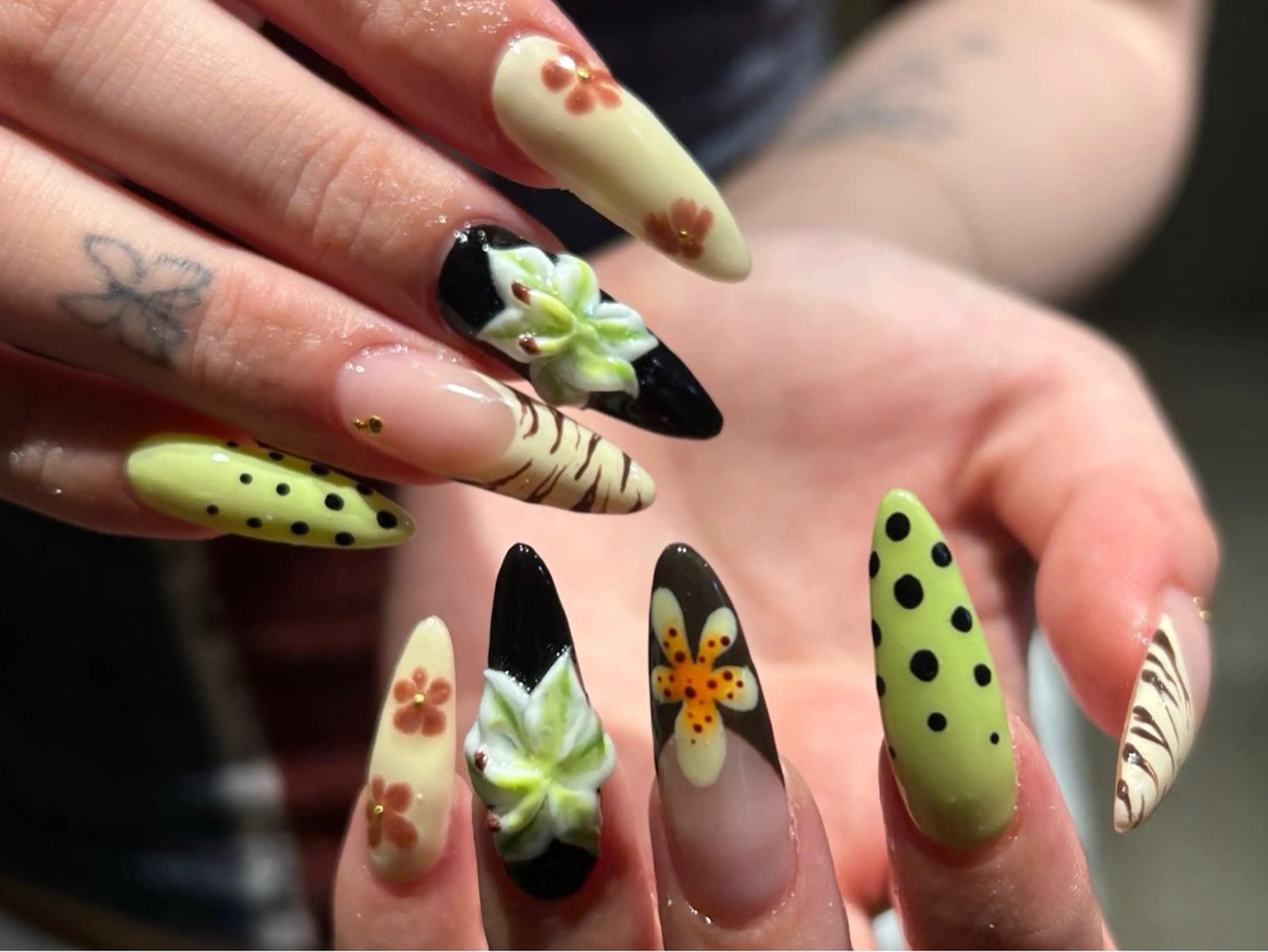 ネイル nana ❤︎のネイルデザイン