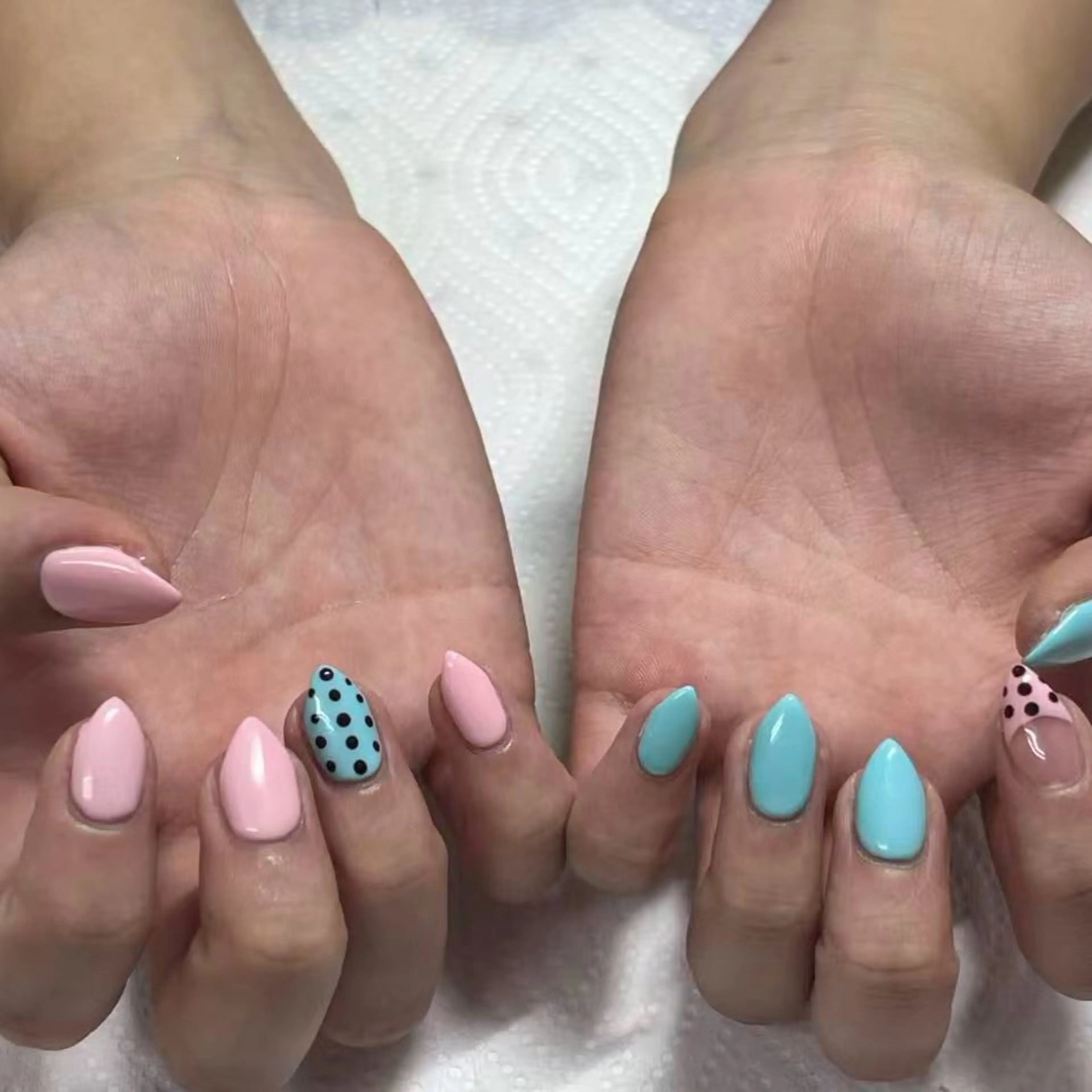 ネイル 陽菜 🦋のネイルデザイン