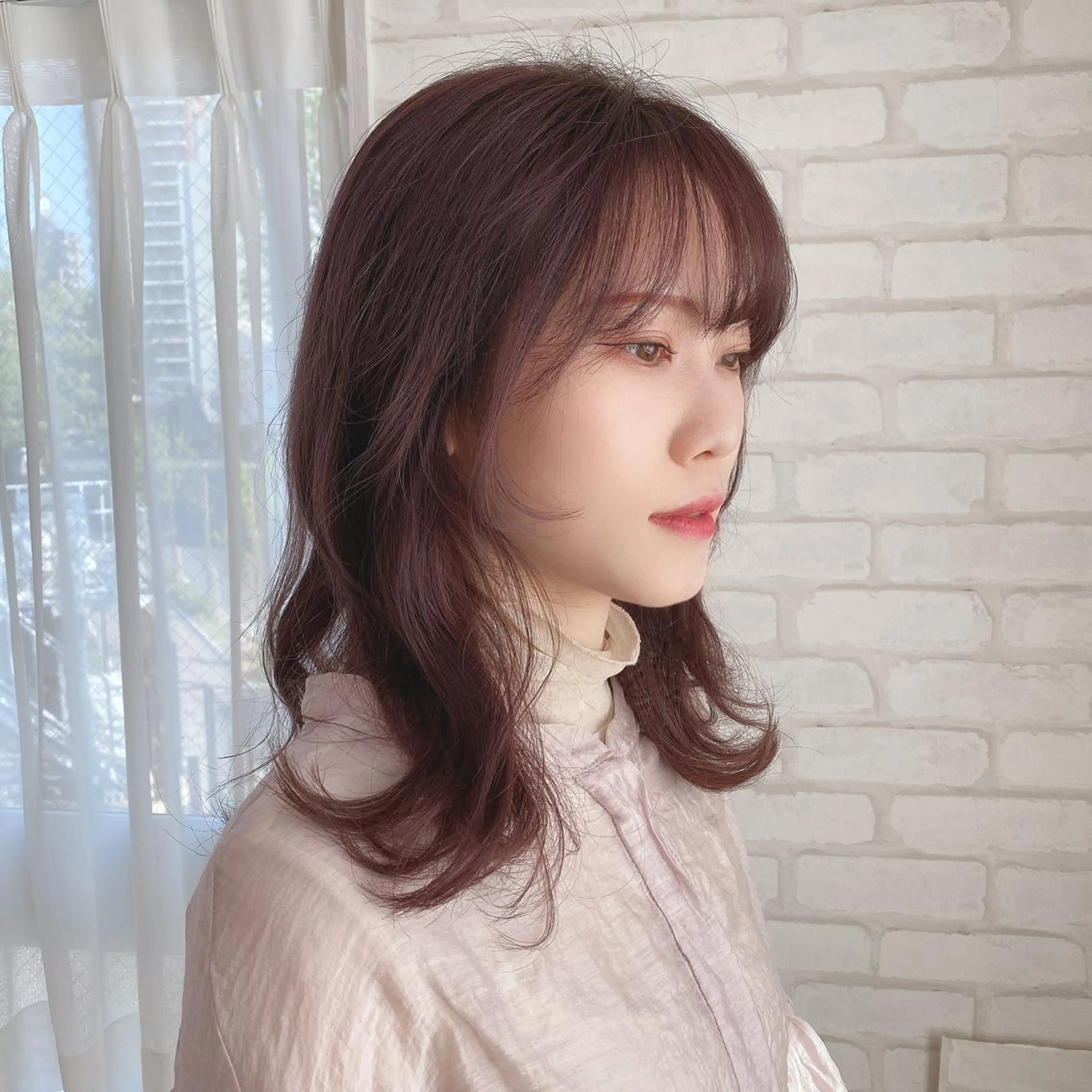 ミディアム カラー abilita AZUSAのヘアスタイル