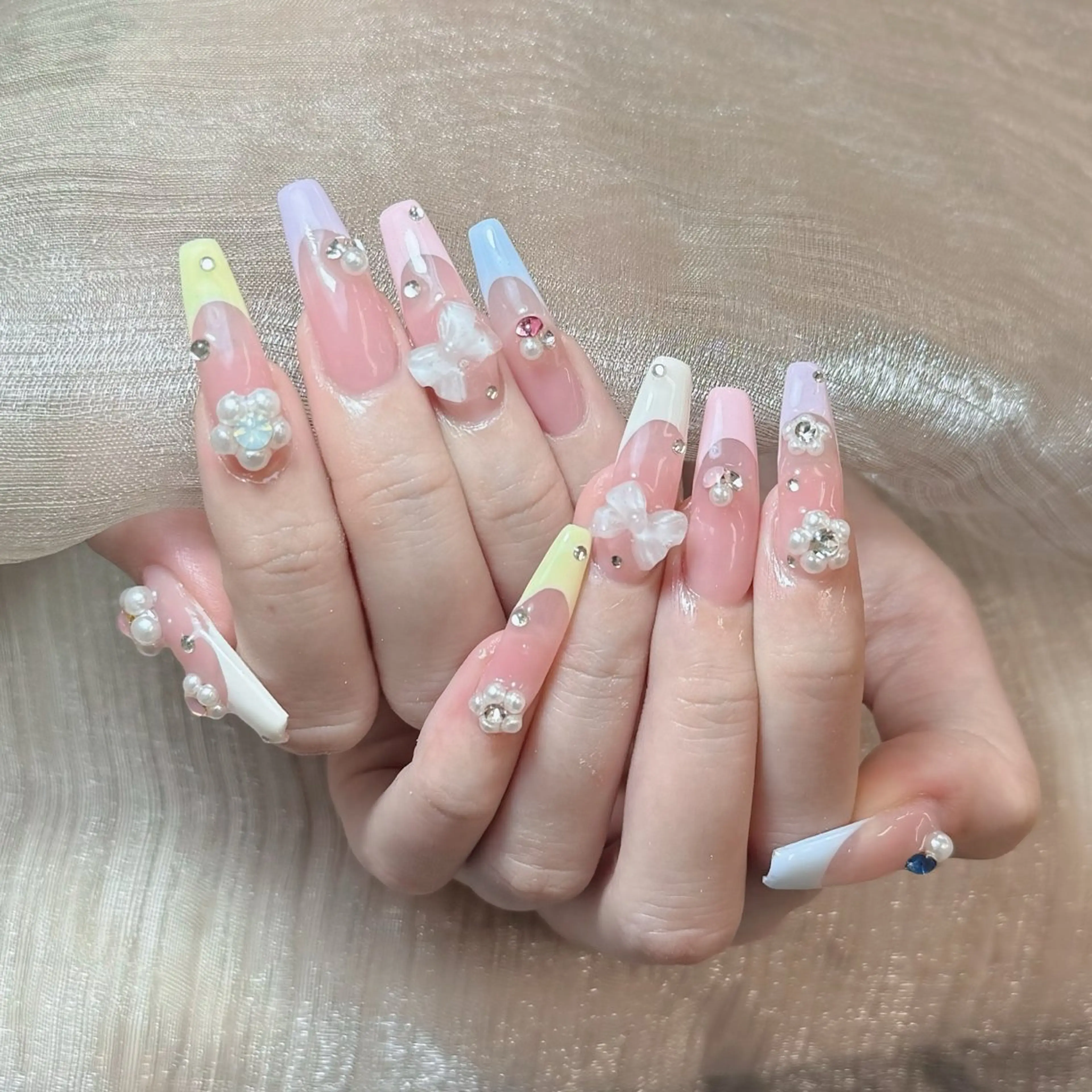 ネイル アートネイル フレンチネイル ジェルネイル 韓国ネイル マグネットネイル ハンドネイル Lenie Nail Okuboのネイルデザイン