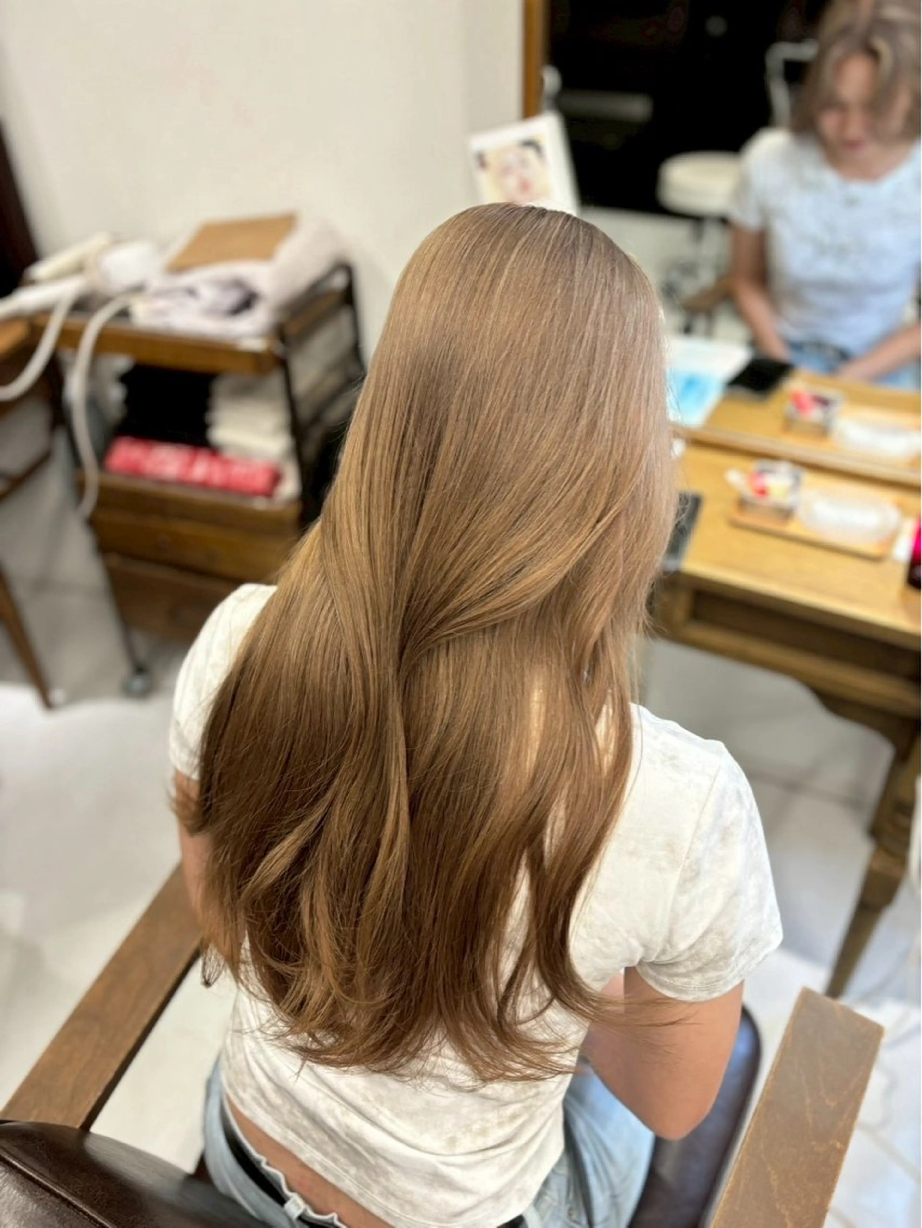 カラー happiness所属・山本 菜月のヘアスタイル