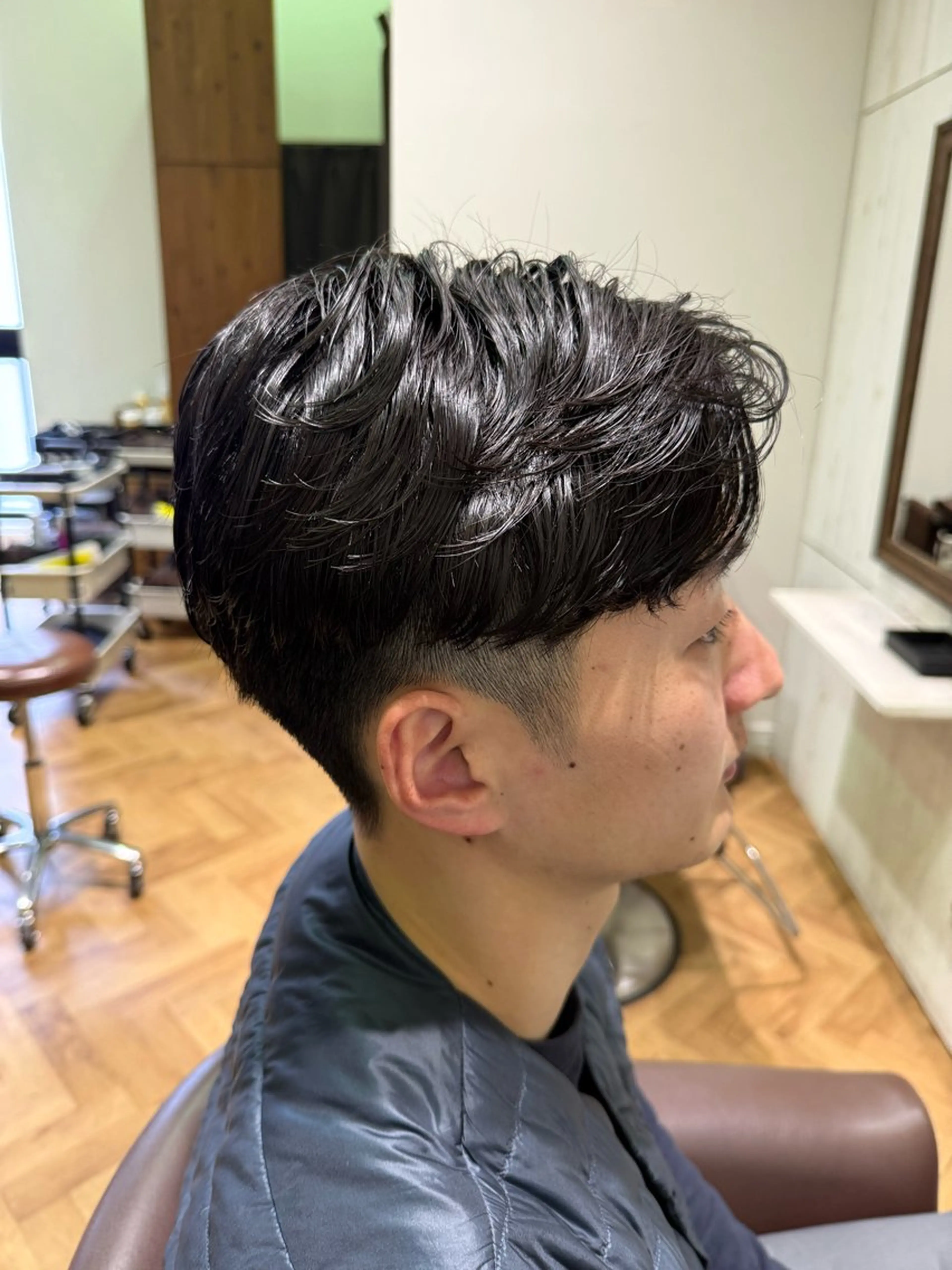 ショート メンズ ビジネス メンズパーマ 溝口 槙里也のヘアスタイル