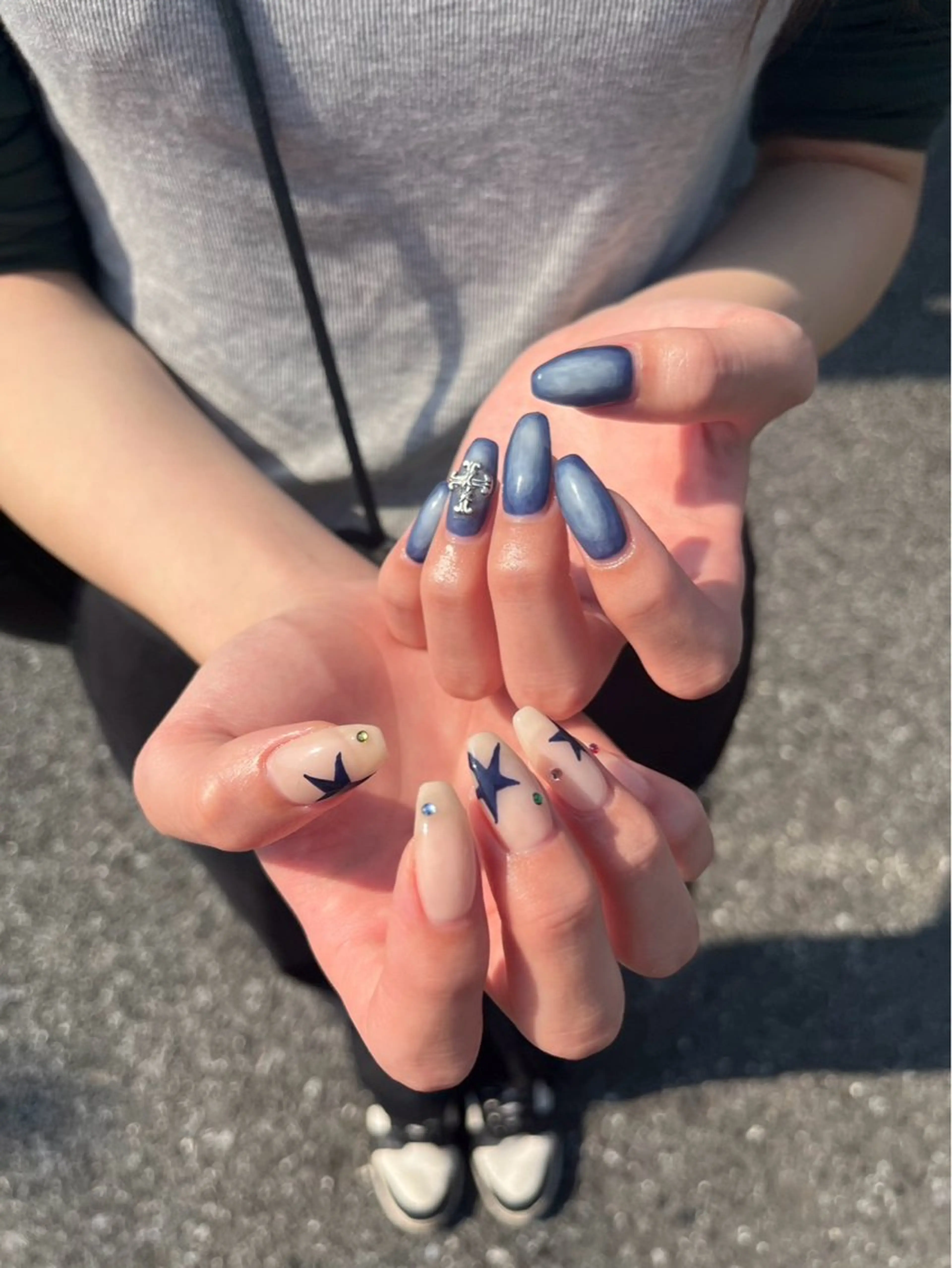 ネイル THEBALM sixネイル💅のネイルデザイン