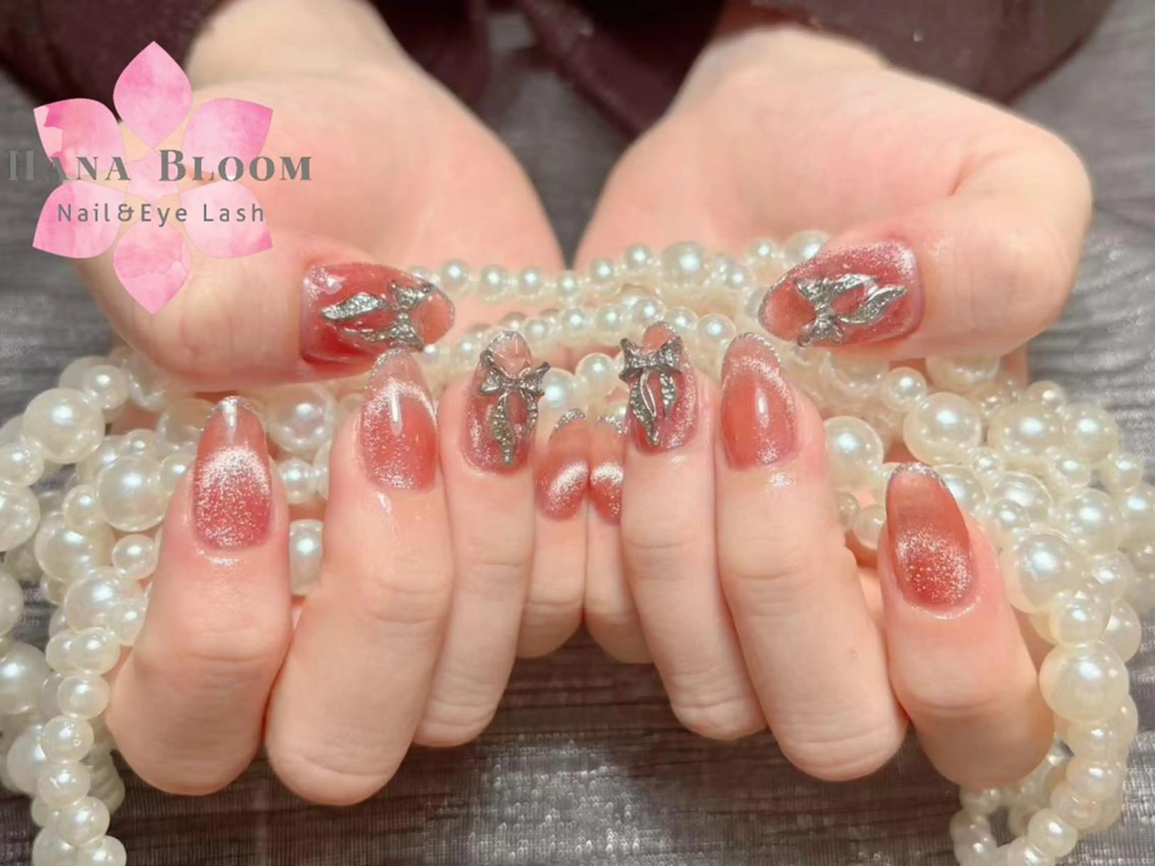 ネイル 長さ出し フレンチネイル ジェルネイル マグネットネイル 持ち込み ハンドネイル ハンドケア Hana Bloom Nail💜Akiのネイルデザイン