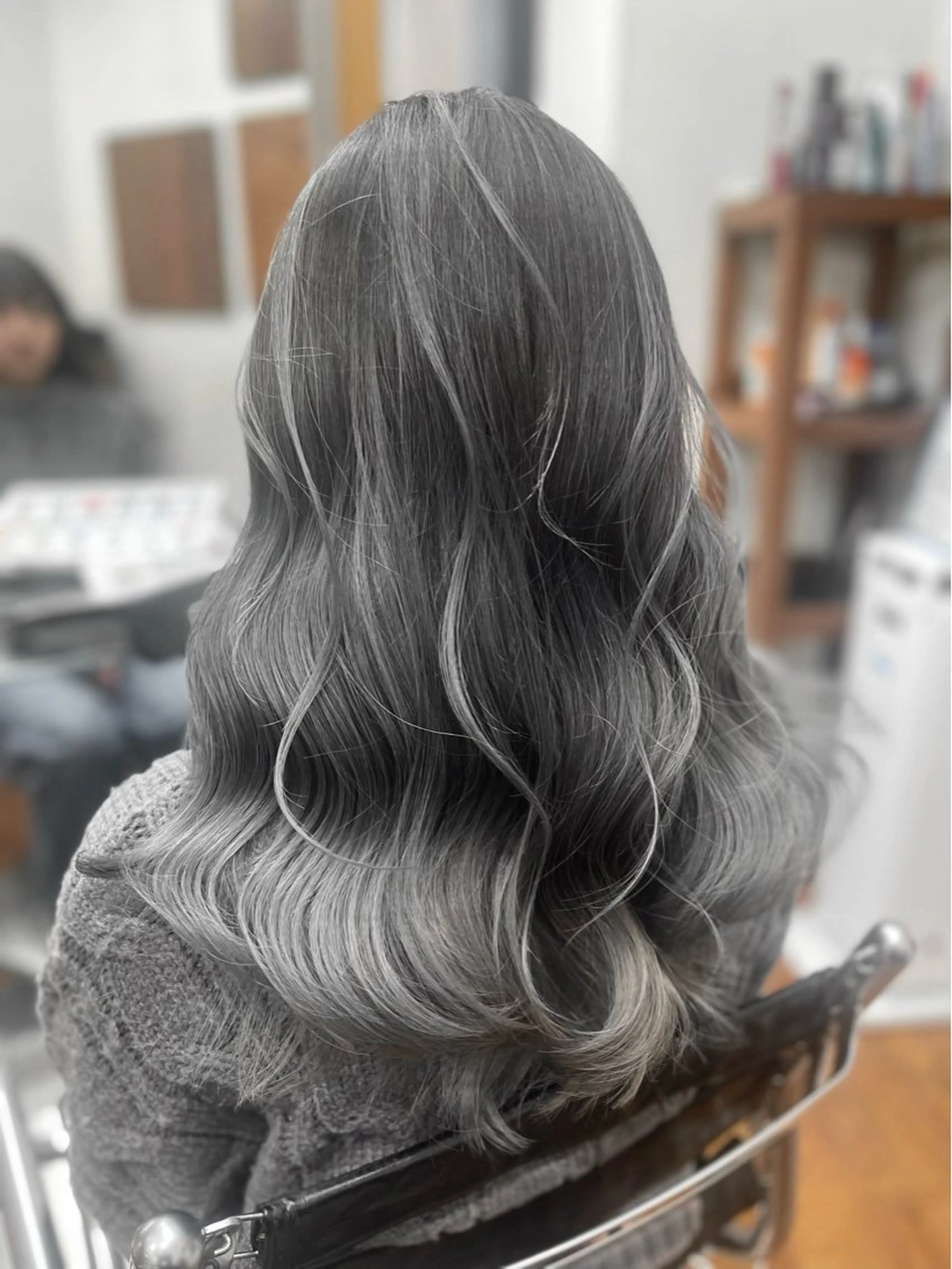 セミロング アッシュ アッシュグレー レイヤーカット CIEL所属・バレイヤージュ⭐️ 栄/舩木裕矢のヘアスタイル