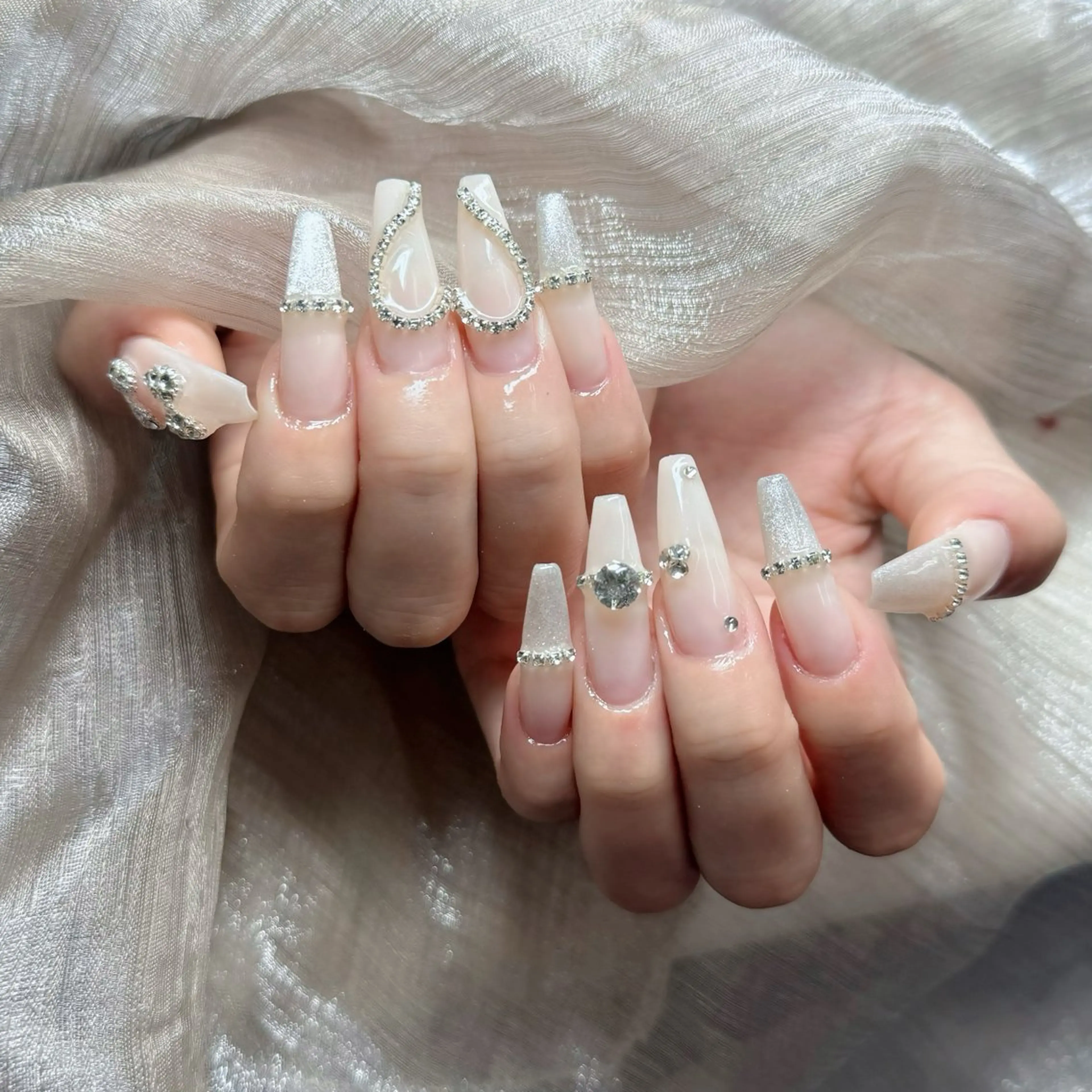 ネイル ジェルネイル 韓国ネイル マグネットネイル ネイルチップ 冬ネイル Lenie Nail Salonのネイルデザイン