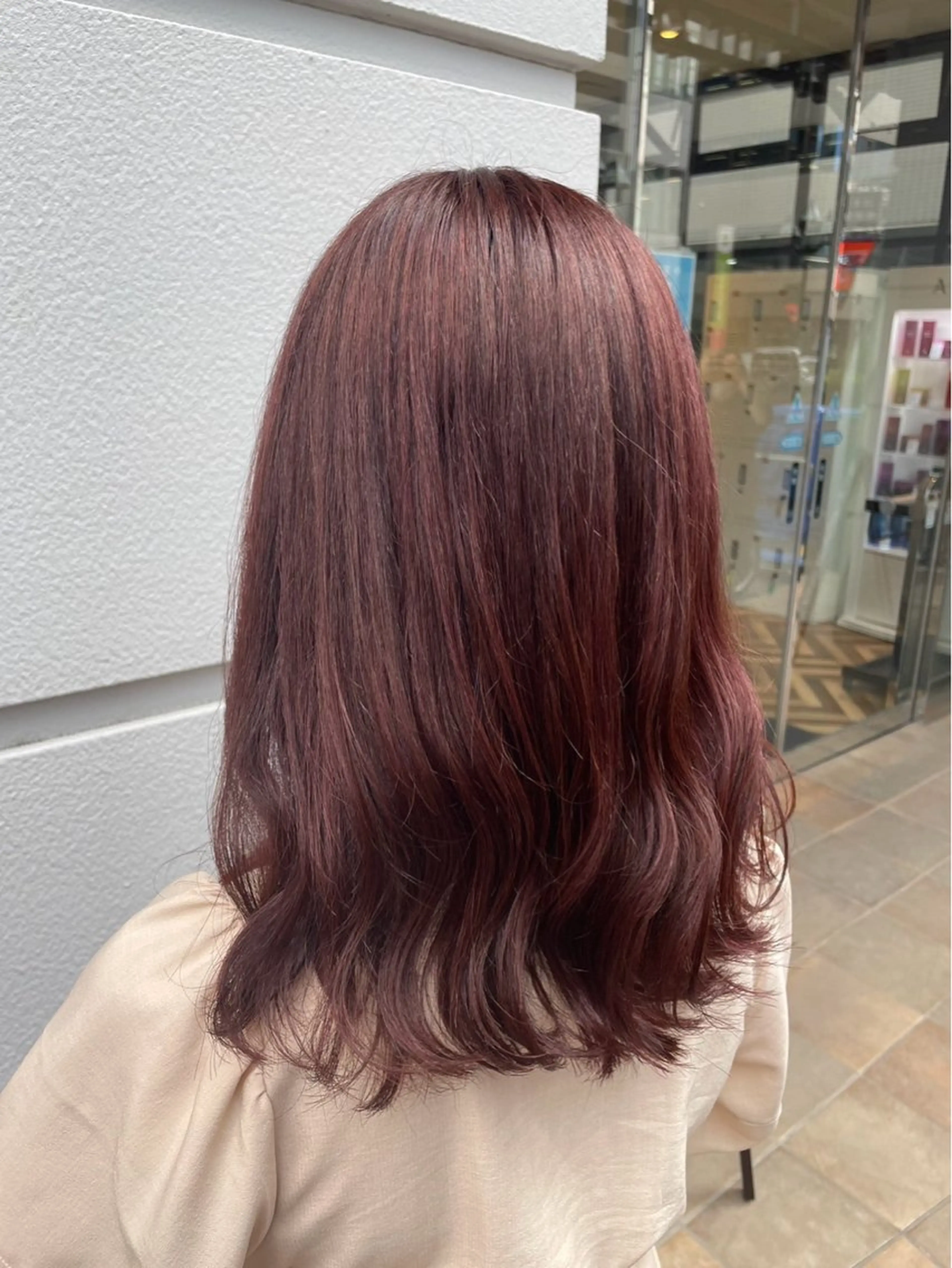 カラー 白倉 仁奈のヘアスタイル