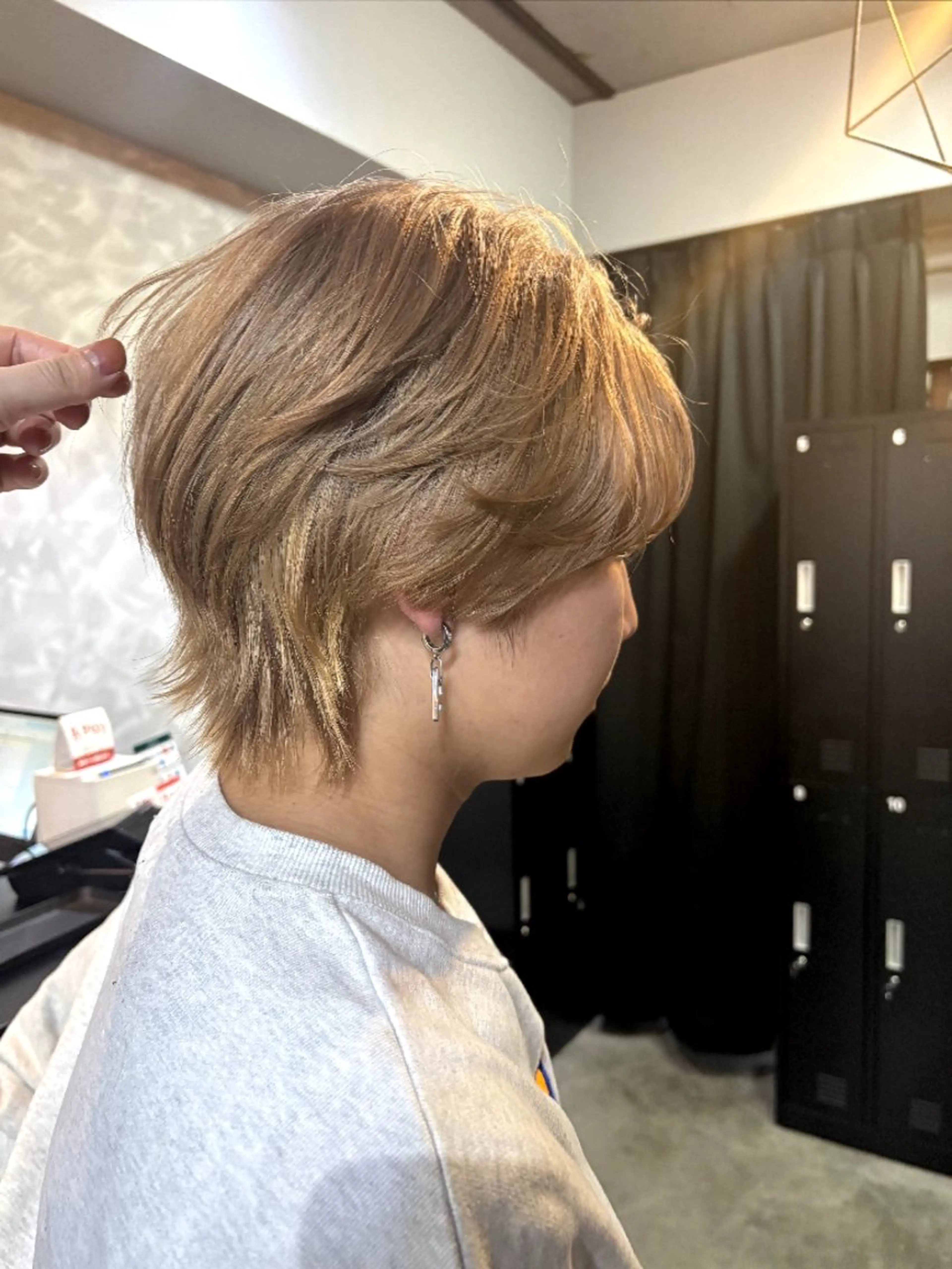 ショート キリカ新宿所属・ブリーチ/ エクステ/レイヤーのヘアスタイル