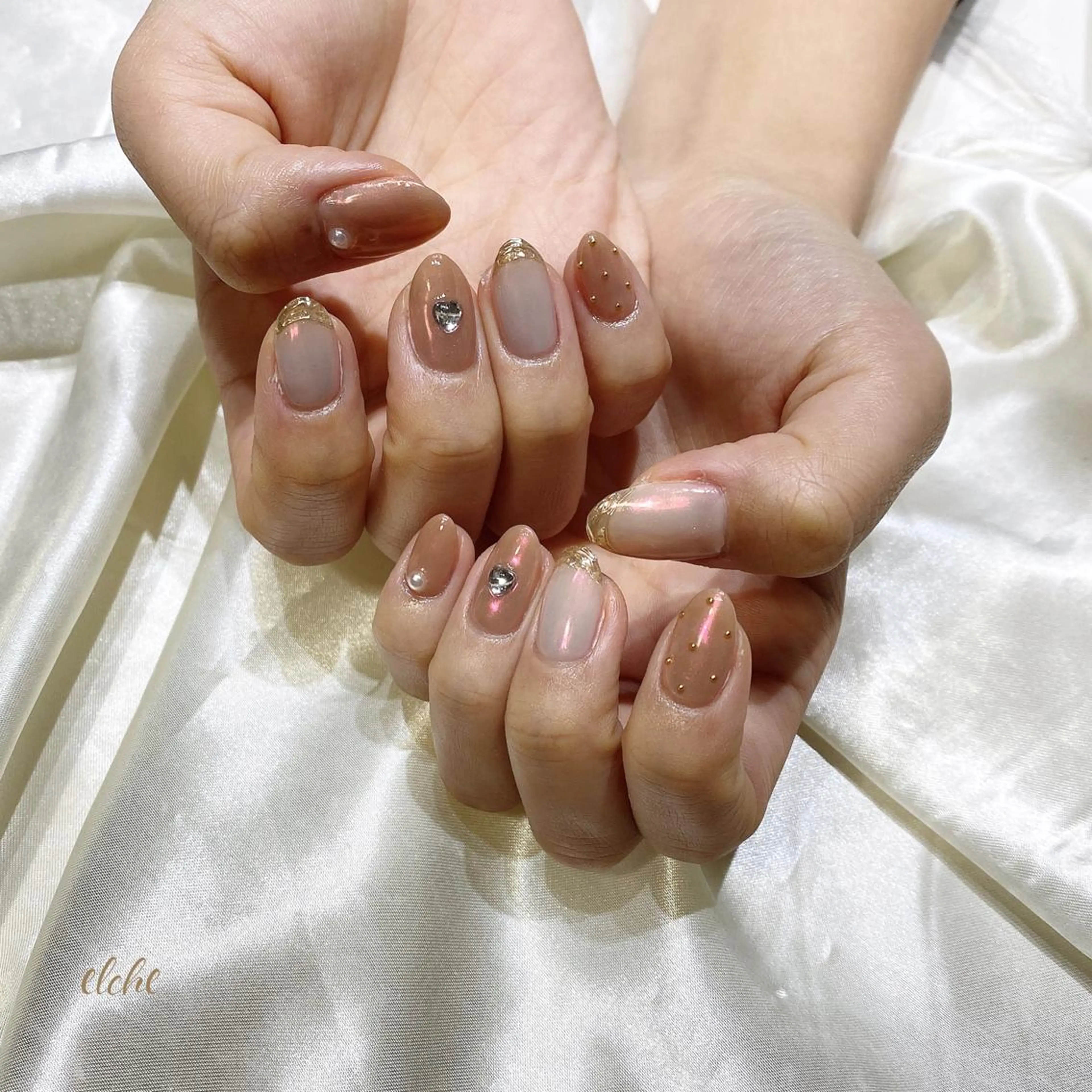 ネイル ハンドネイル 西岡 杏のネイルデザイン