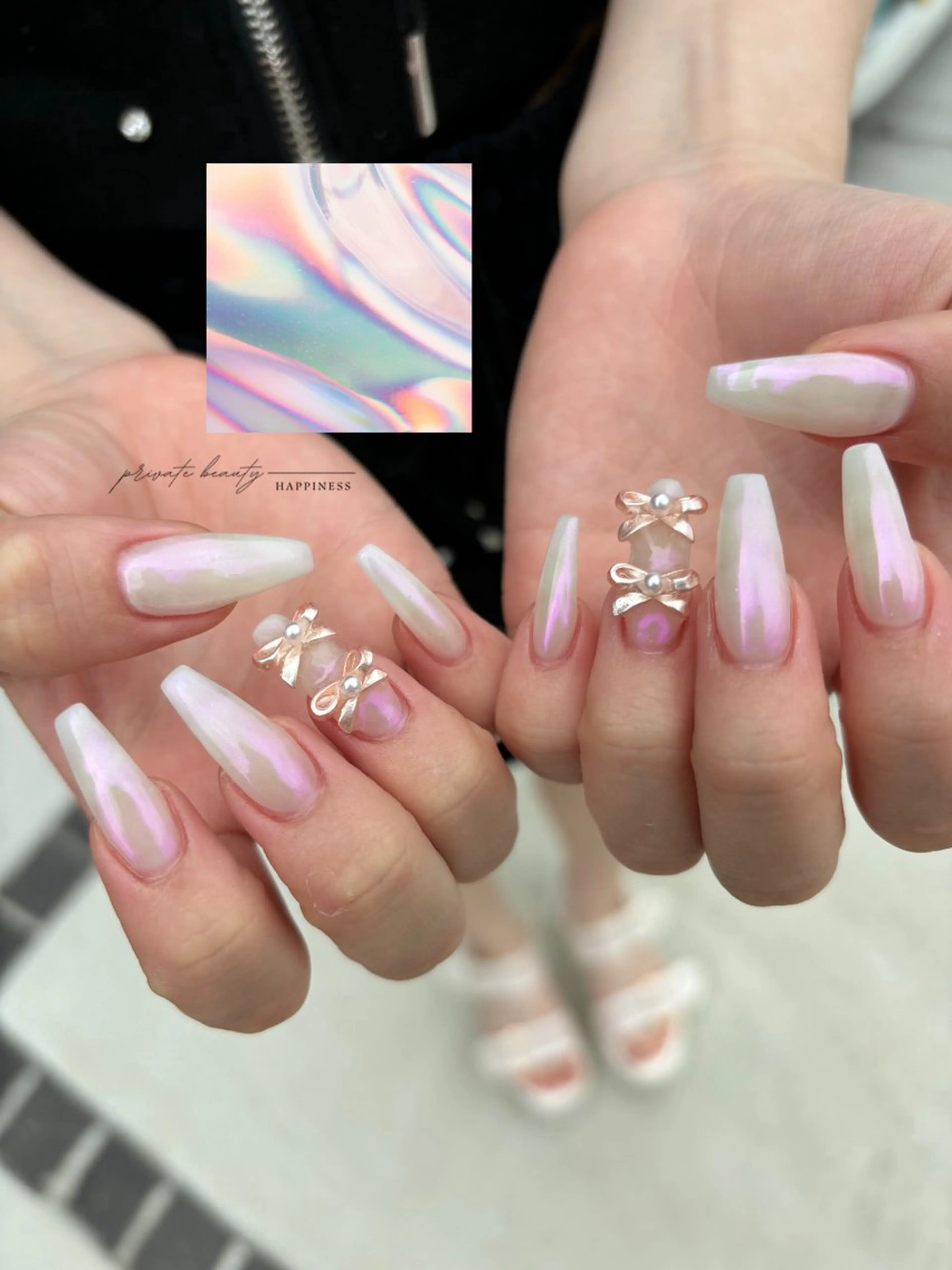 ネイル オーロラネイル 韓国ネイル ワンホンネイル happiness nailのネイルデザイン