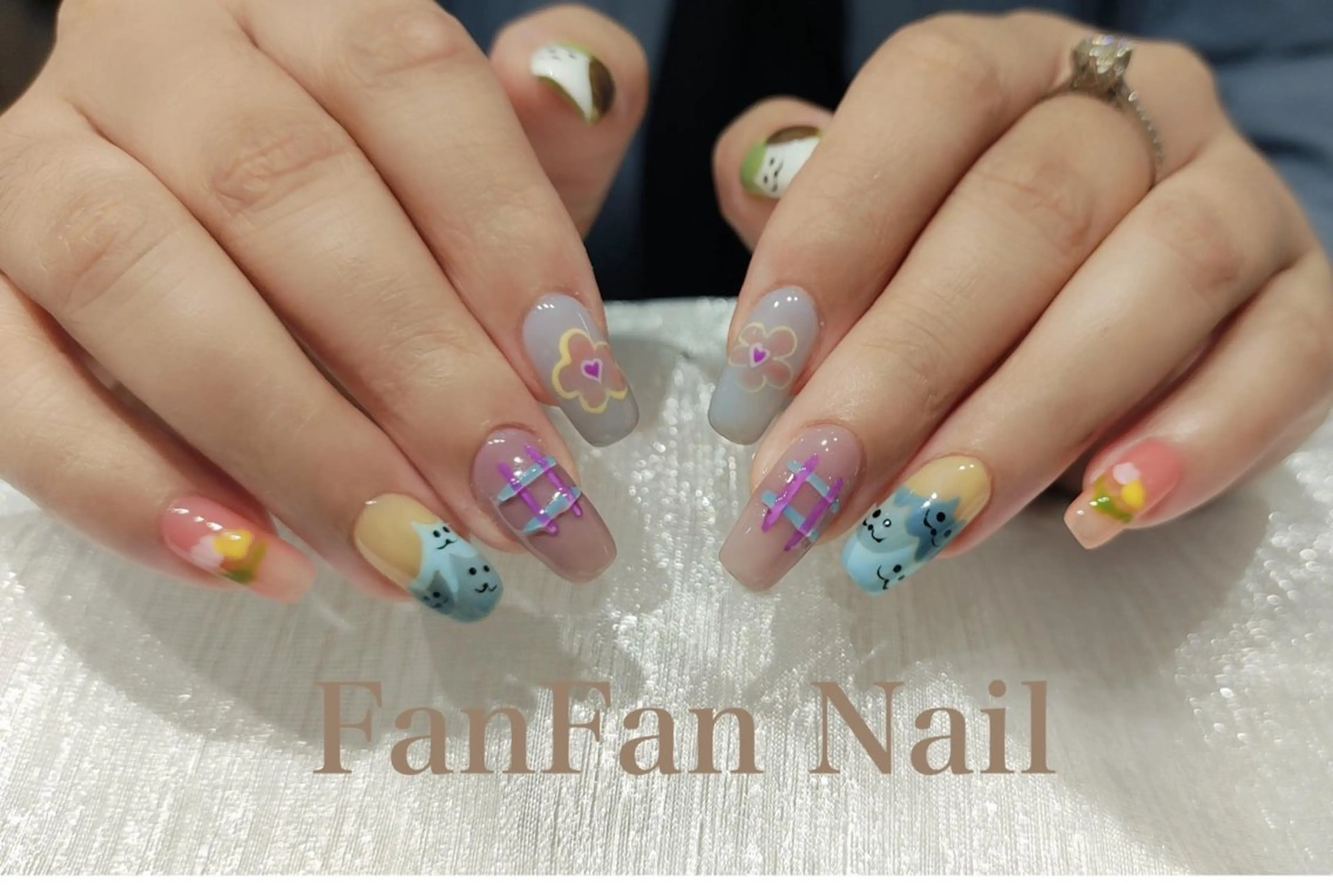 ネイル FanFan 長さ出し専門のネイルデザイン