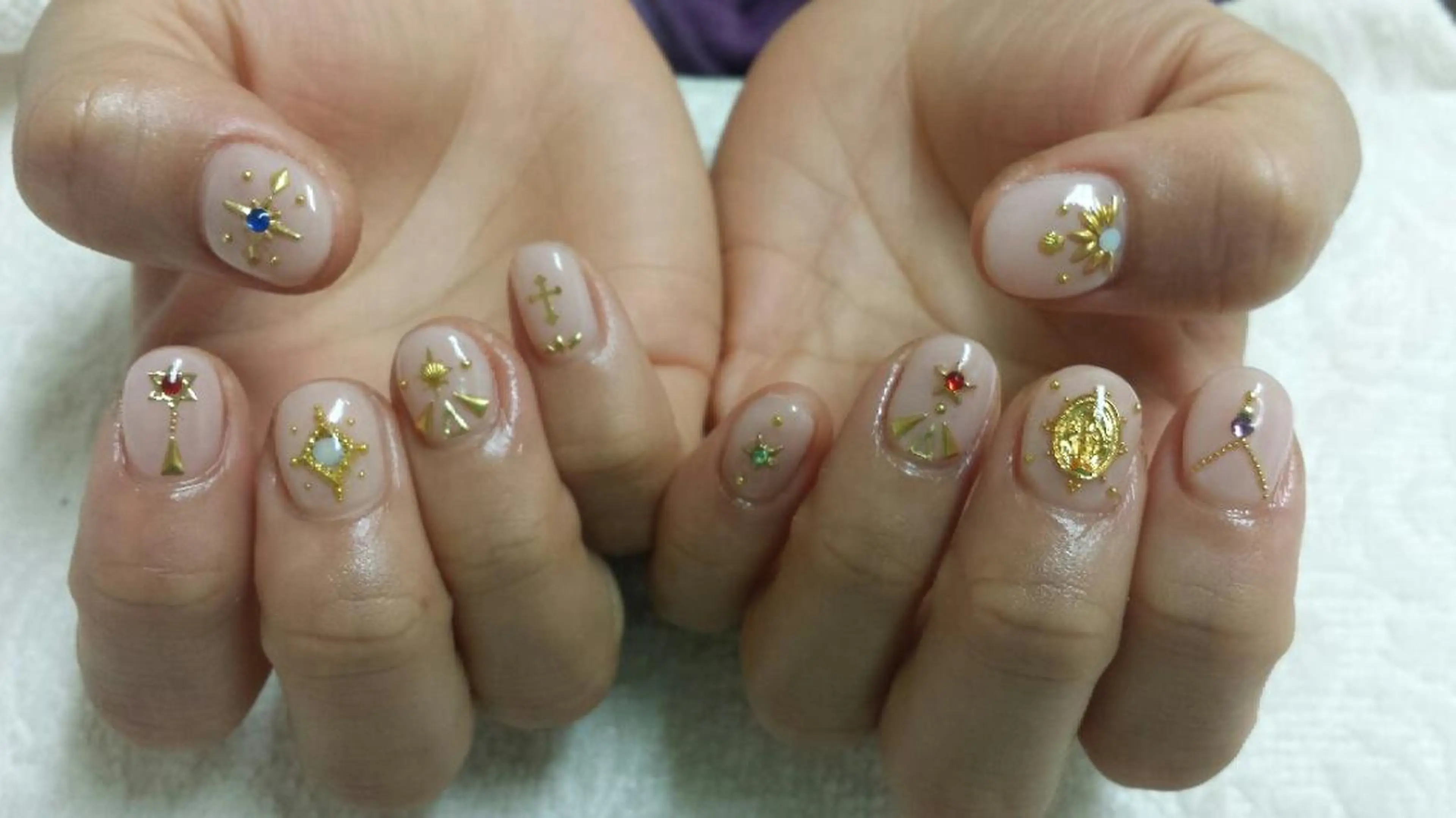 ネイル 河野ちえ (雑誌掲載サロン)のネイルデザイン