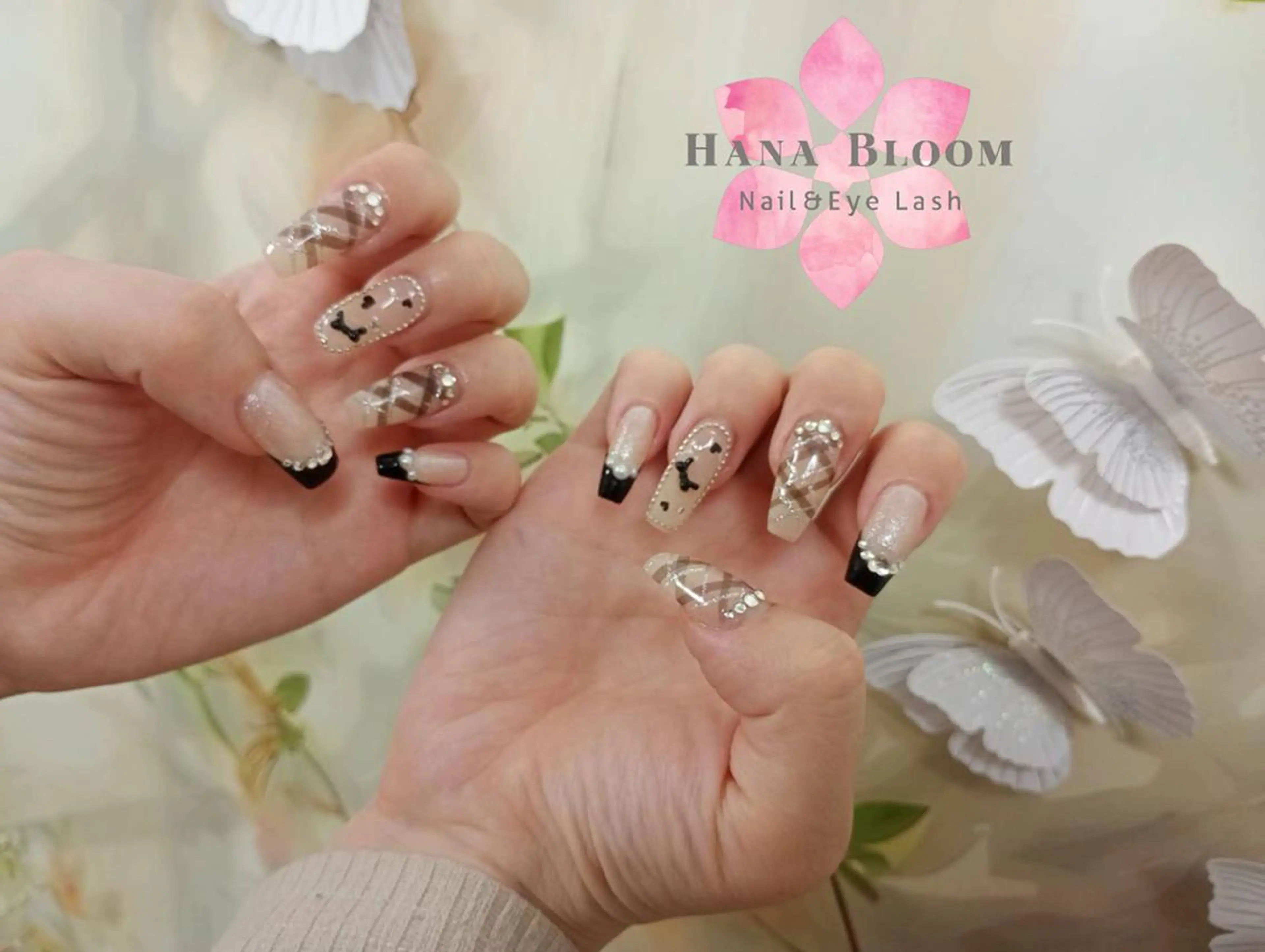 ネイル 長さ出し フレンチネイル ジェルネイル マグネットネイル ミラーネイル ハンドネイル ハンドケア Hana Bloom Nail💜Akiのネイルデザイン
