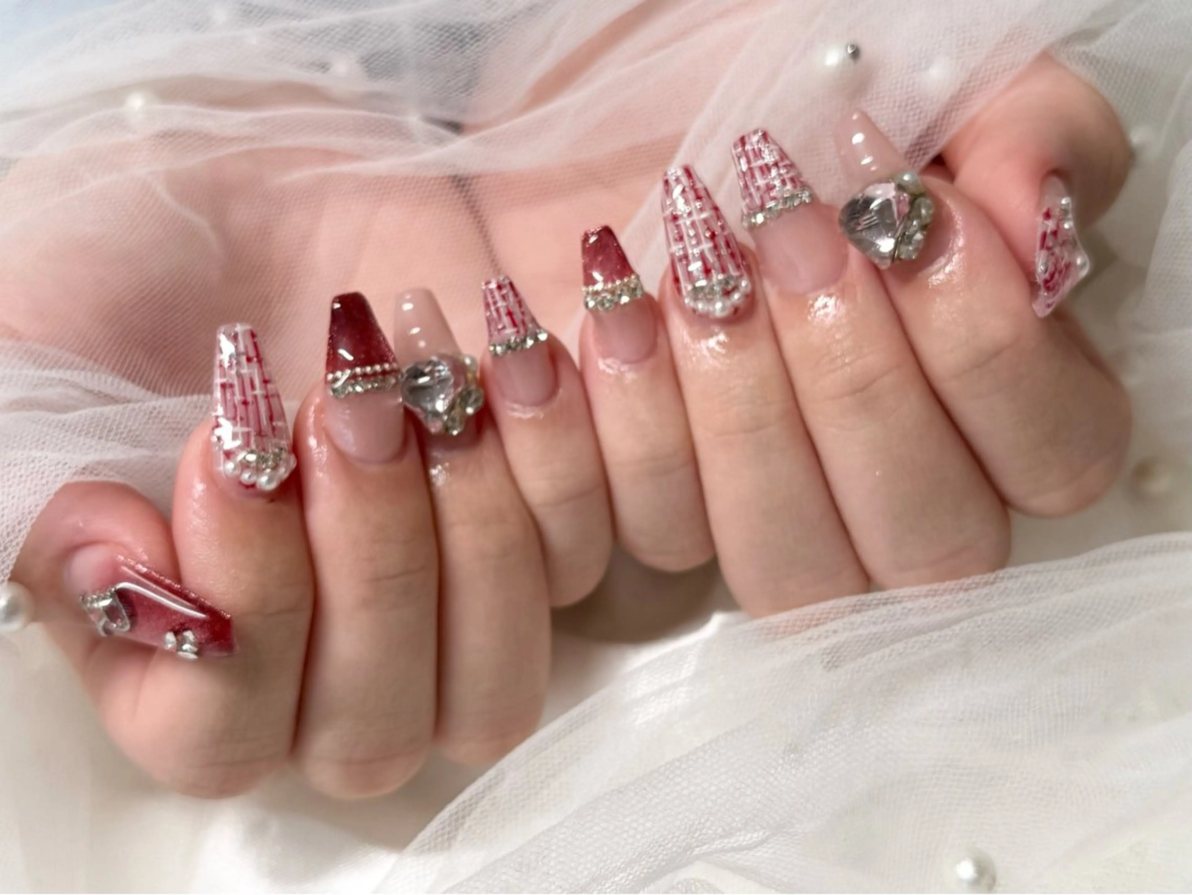 ネイル ハンドネイル Roi〈ロワ〉 Minakoのネイルデザイン