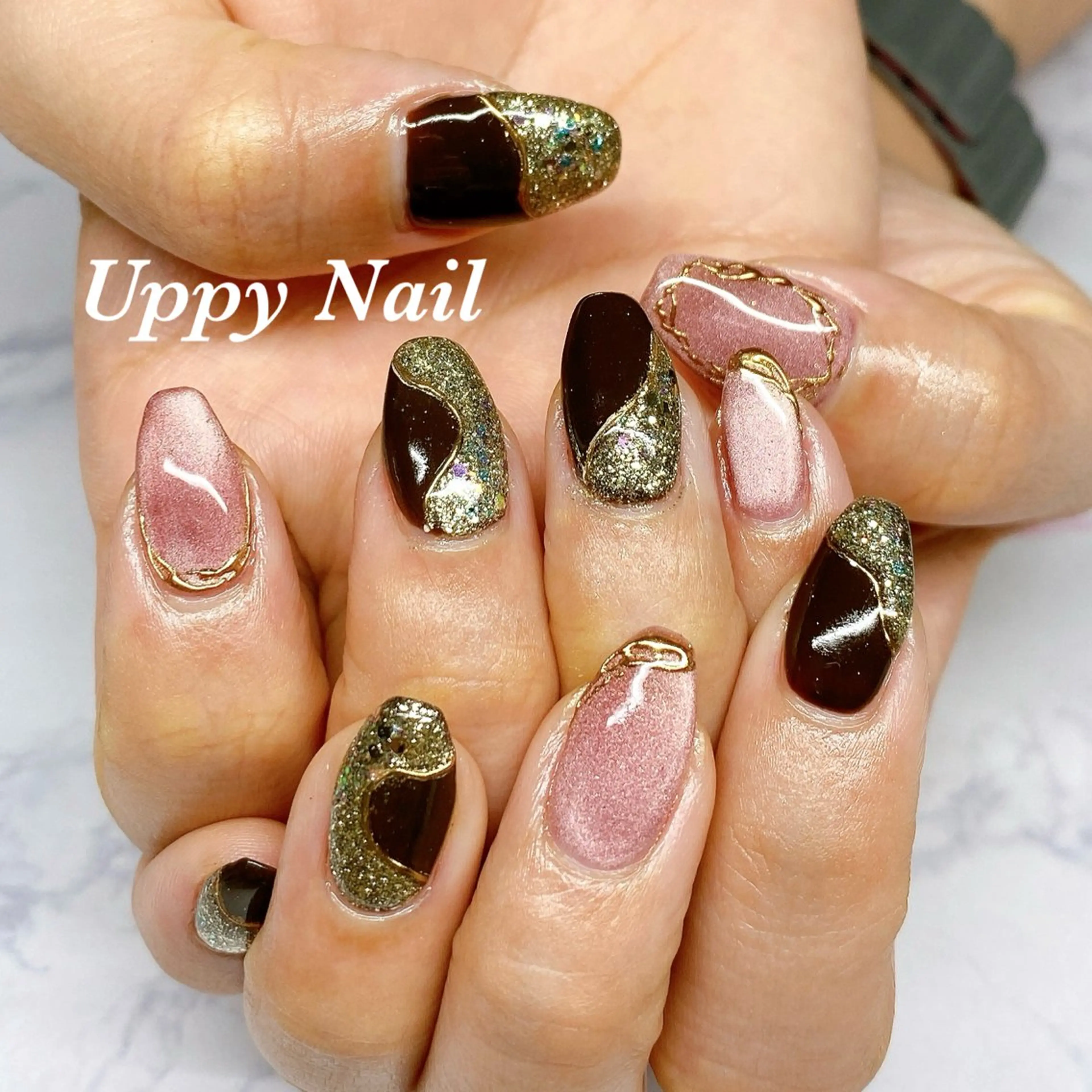 ネイル マグネットネイル ハンドネイル Uppy Nail ukyoのネイルデザイン