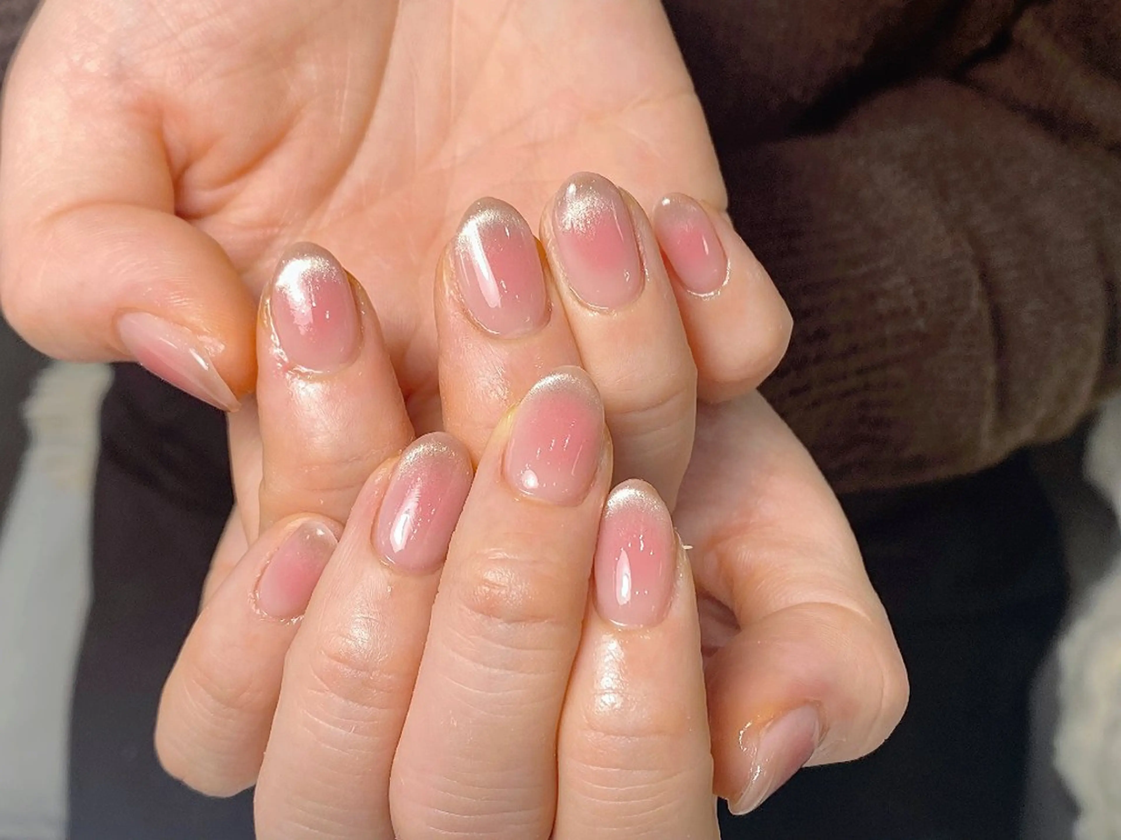 ネイル チークネイル フレンチネイル ジェルネイル ガーリー キラキラネイル ハンドネイル UM Nail Salonのネイルデザイン