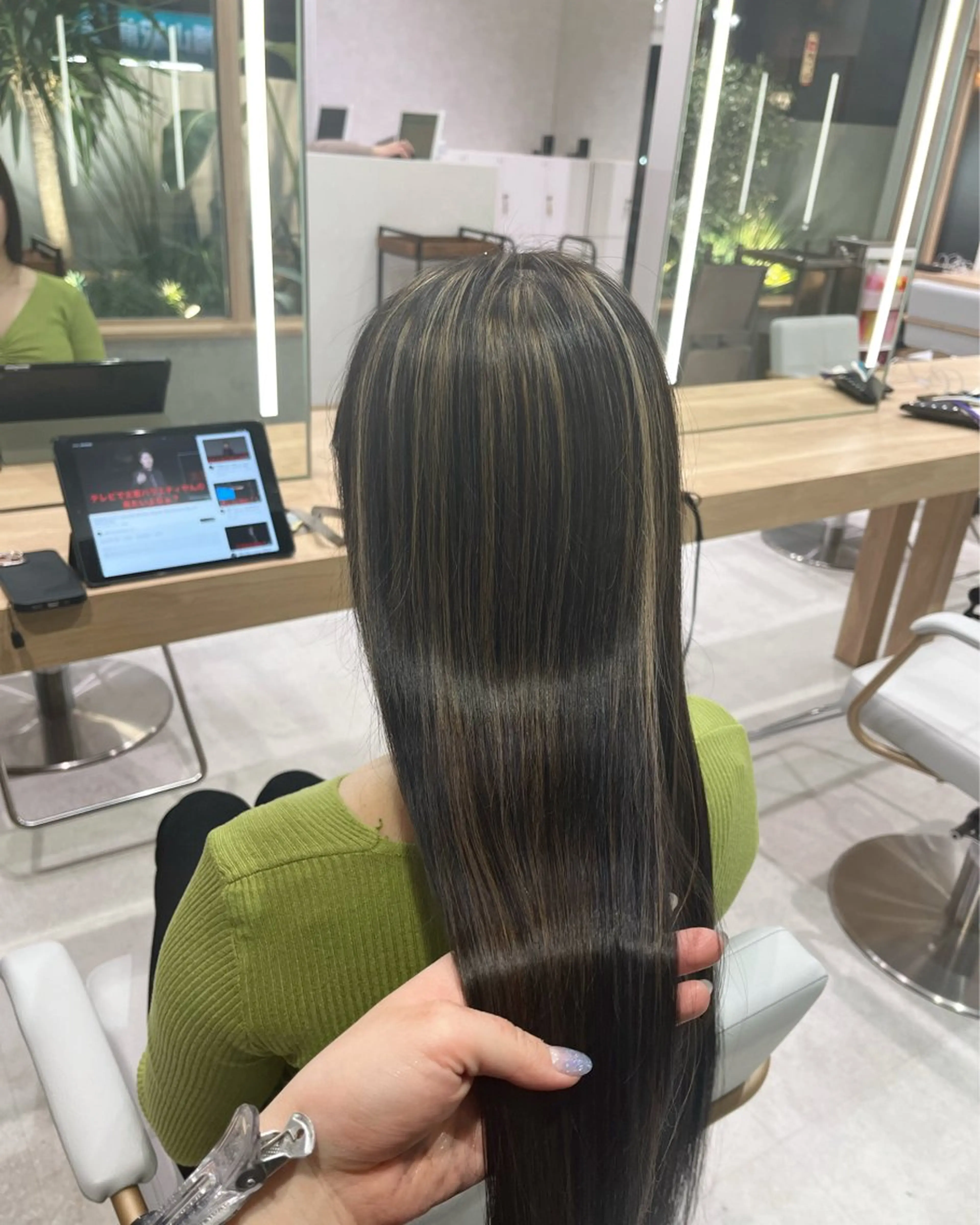 ロング カラー カット ヘアカラー トリートメント 韓国ヘア🇰🇷透明 感カラー/yui💞のヘアスタイル