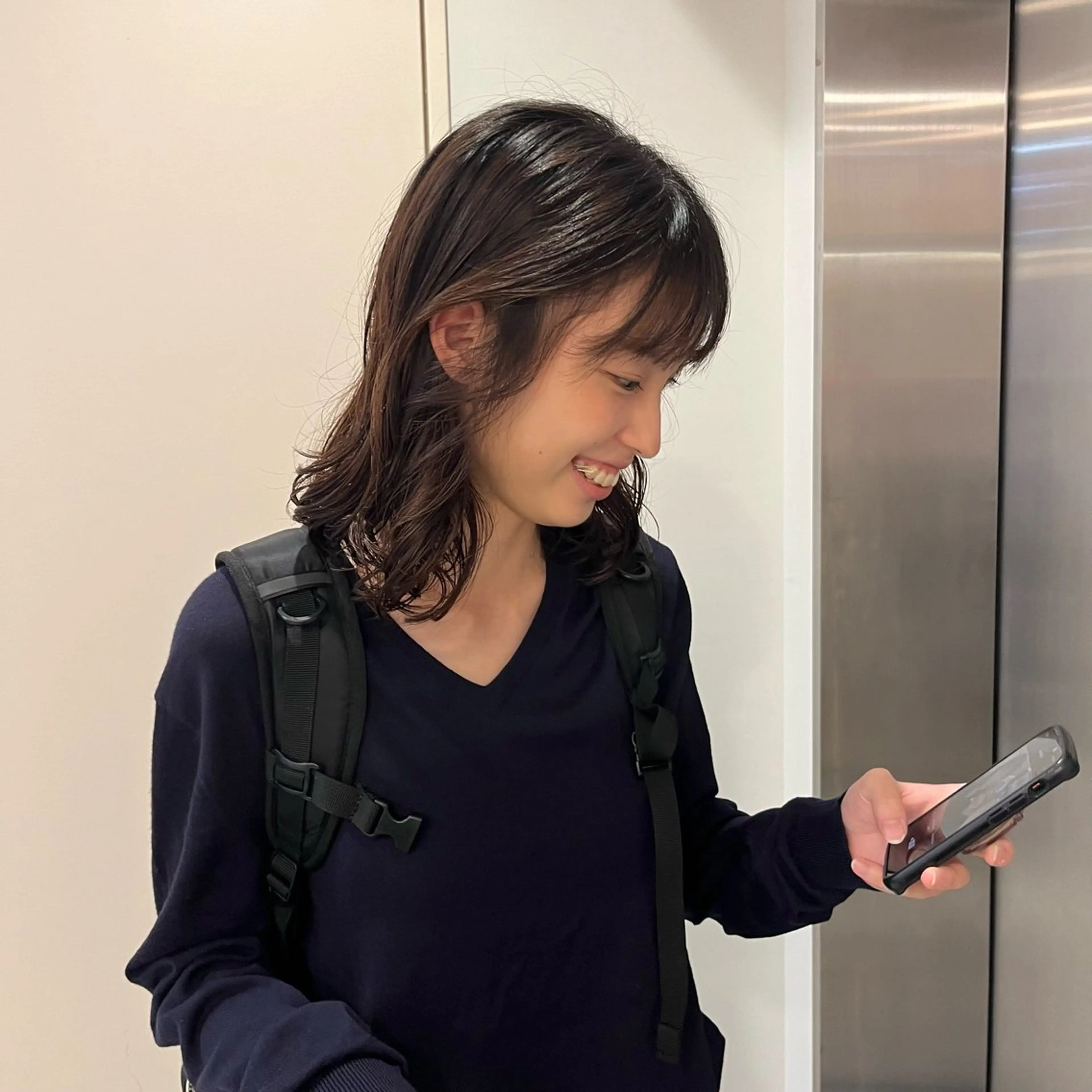 ミディアム 冨井 ほのかのヘアスタイル