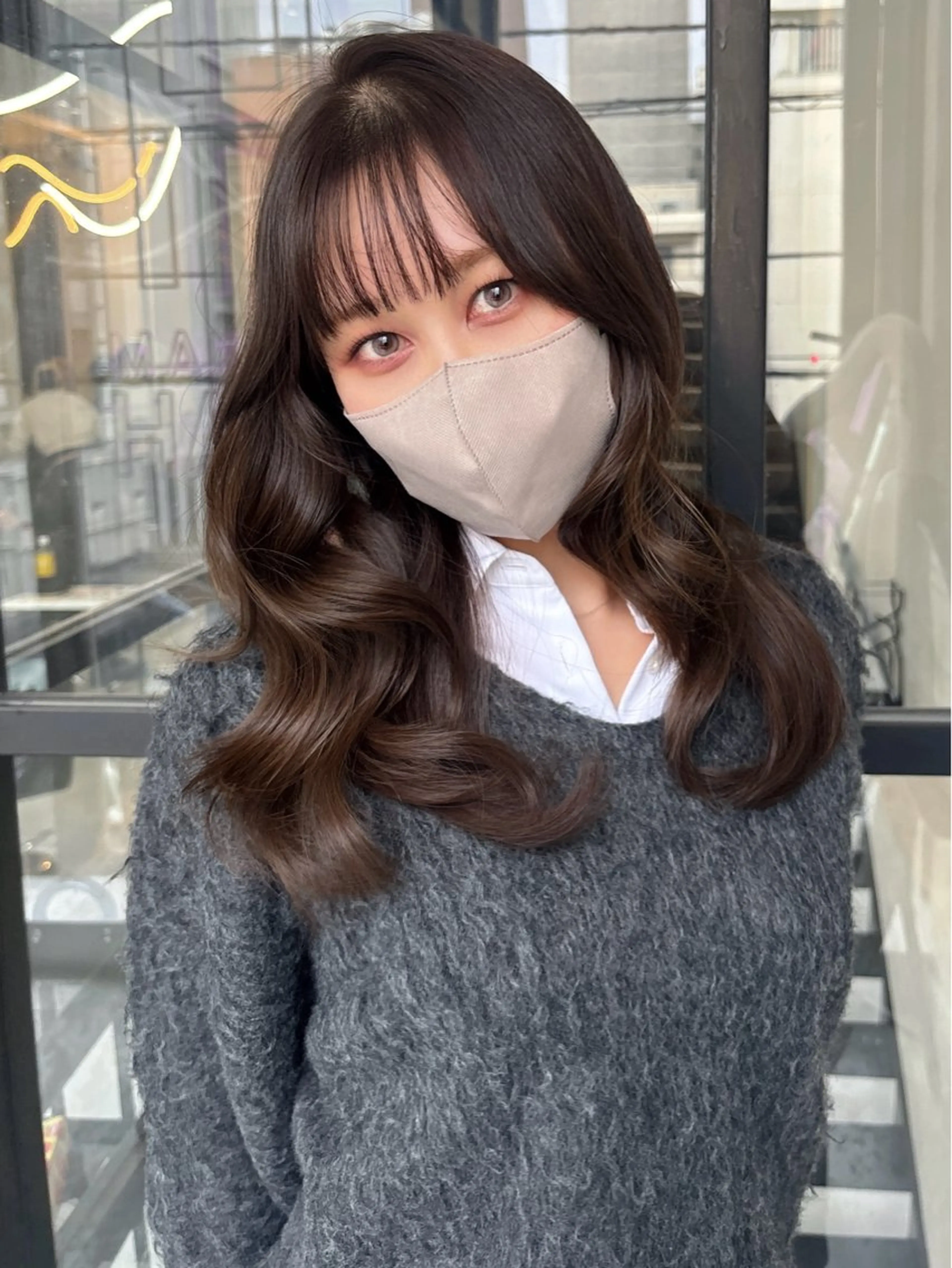 セミロング カラー 透明感カラー グレージュ レイヤーカット カット ヘアカラー MaisonHALU 松浦光咲のヘアスタイル