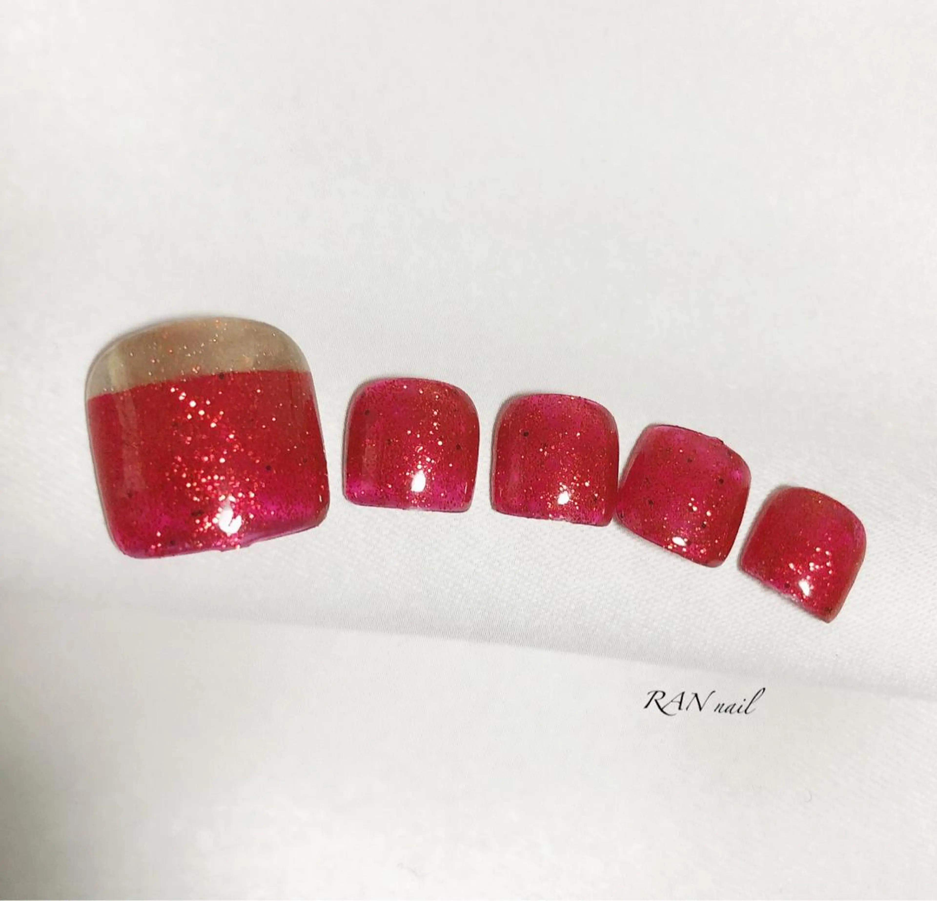ネイル フットネイル フレンチネイル キラキラネイル ラメ(グリッター) ミラーネイル ハンドネイル フットネイル RAN nail 〜ランネイル〜所属・RAN nailのネイルデザイン
