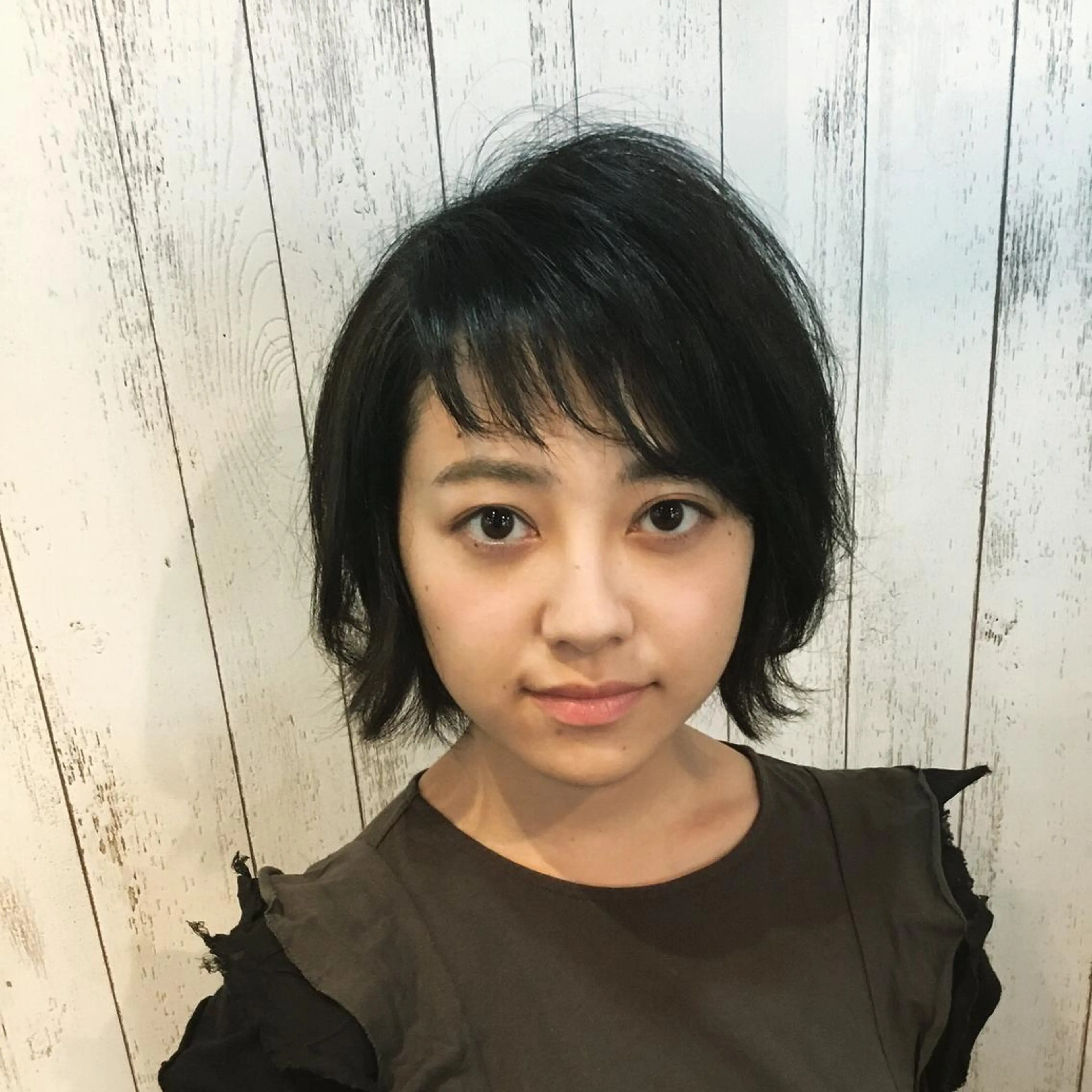 ショート カラー パーマ 金崎 新吾のヘアスタイル