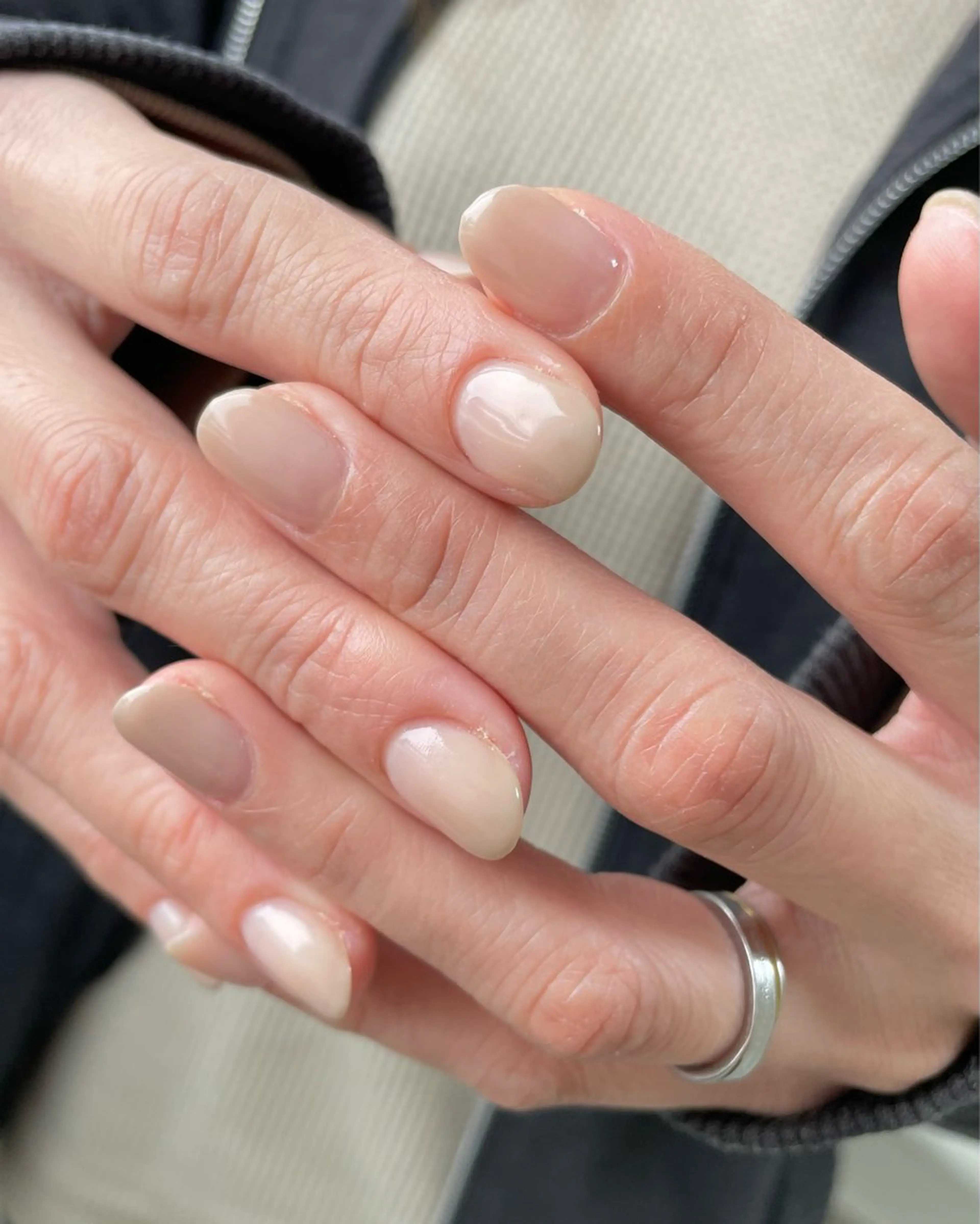 グラデーションネイル(クリアベース)の写真