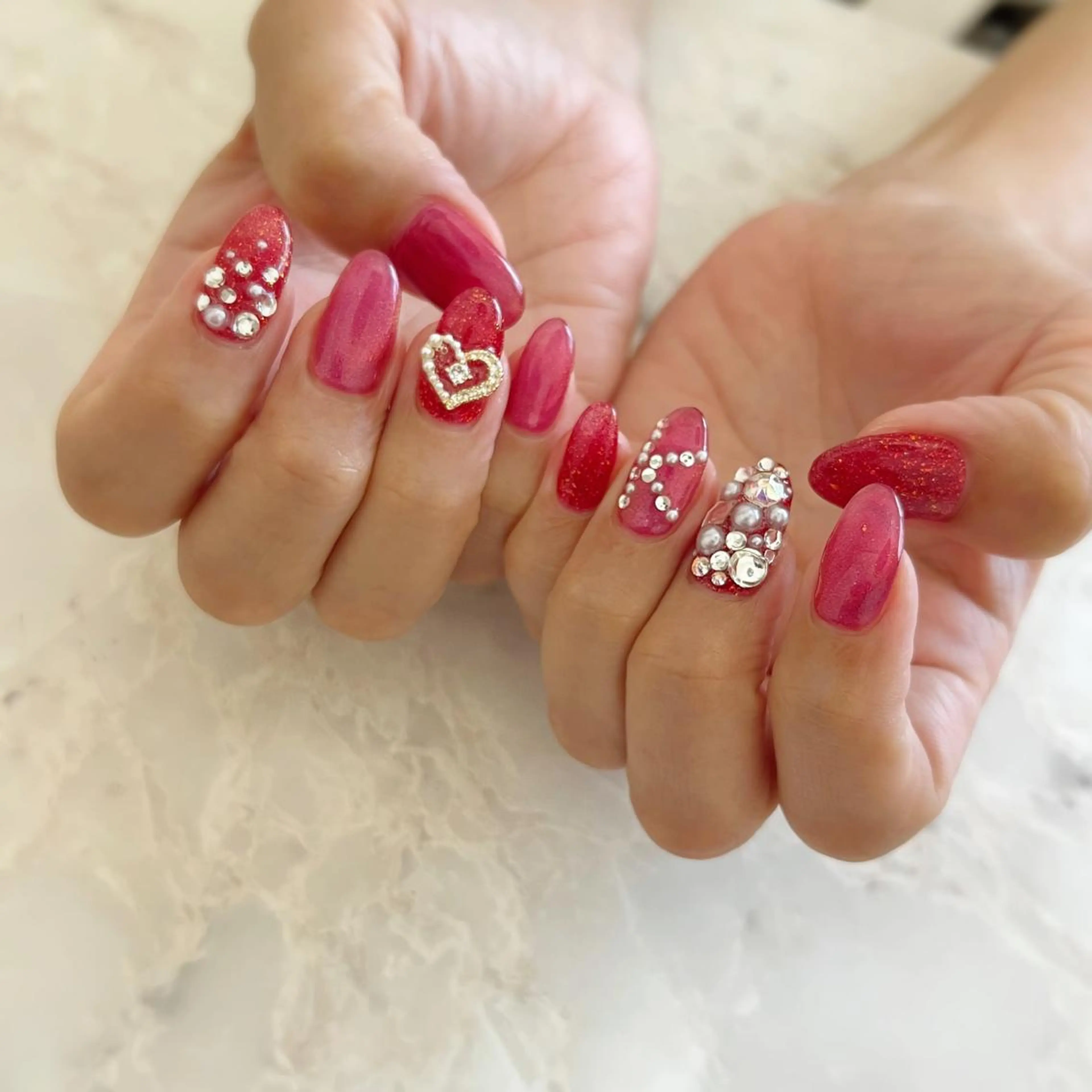 ネイル キラキラネイル マグネットネイル ストーンネイル nail salon Regaosのネイルデザイン