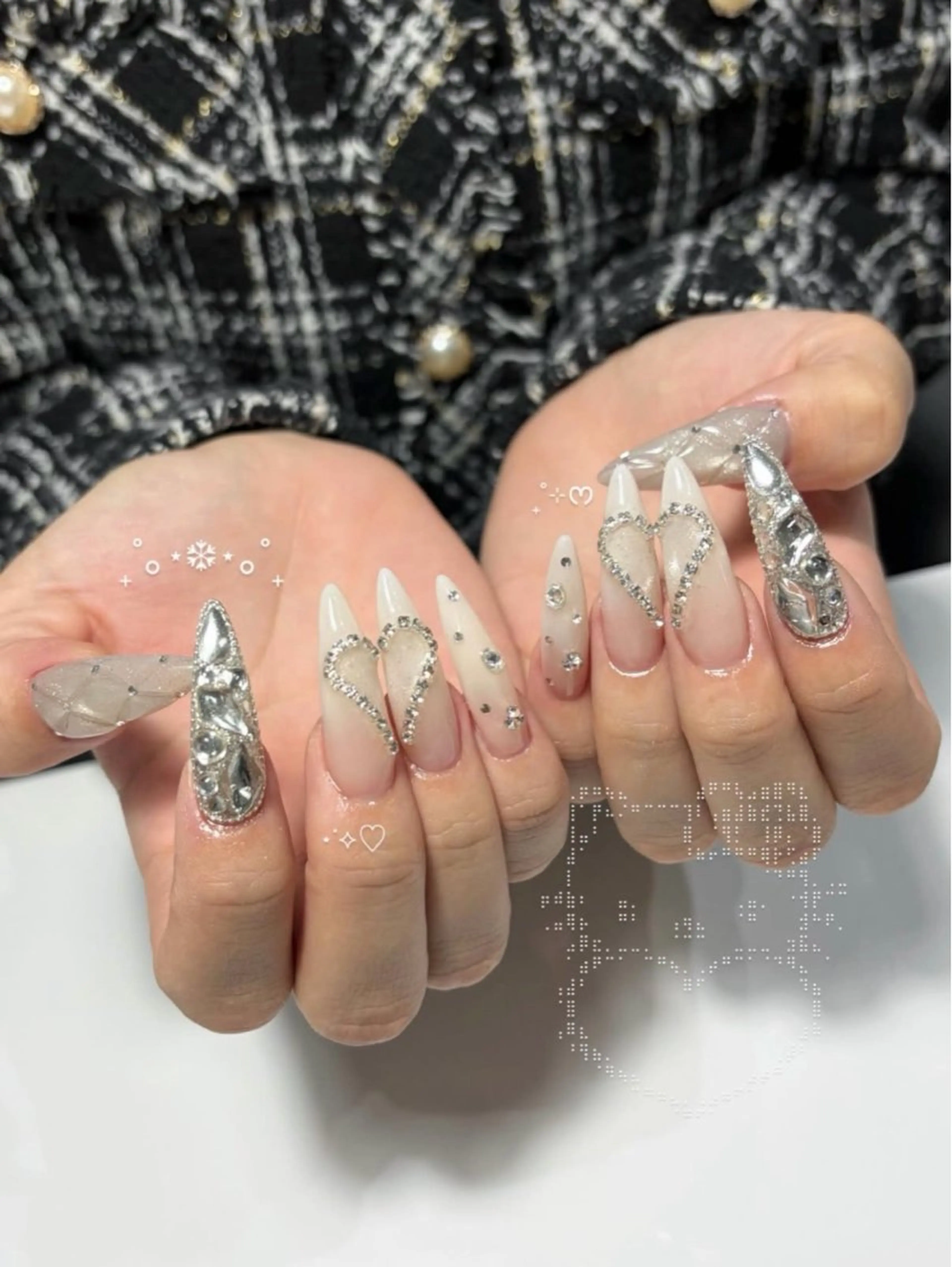 ネイル ハンドネイル mitsuki .のネイルデザイン