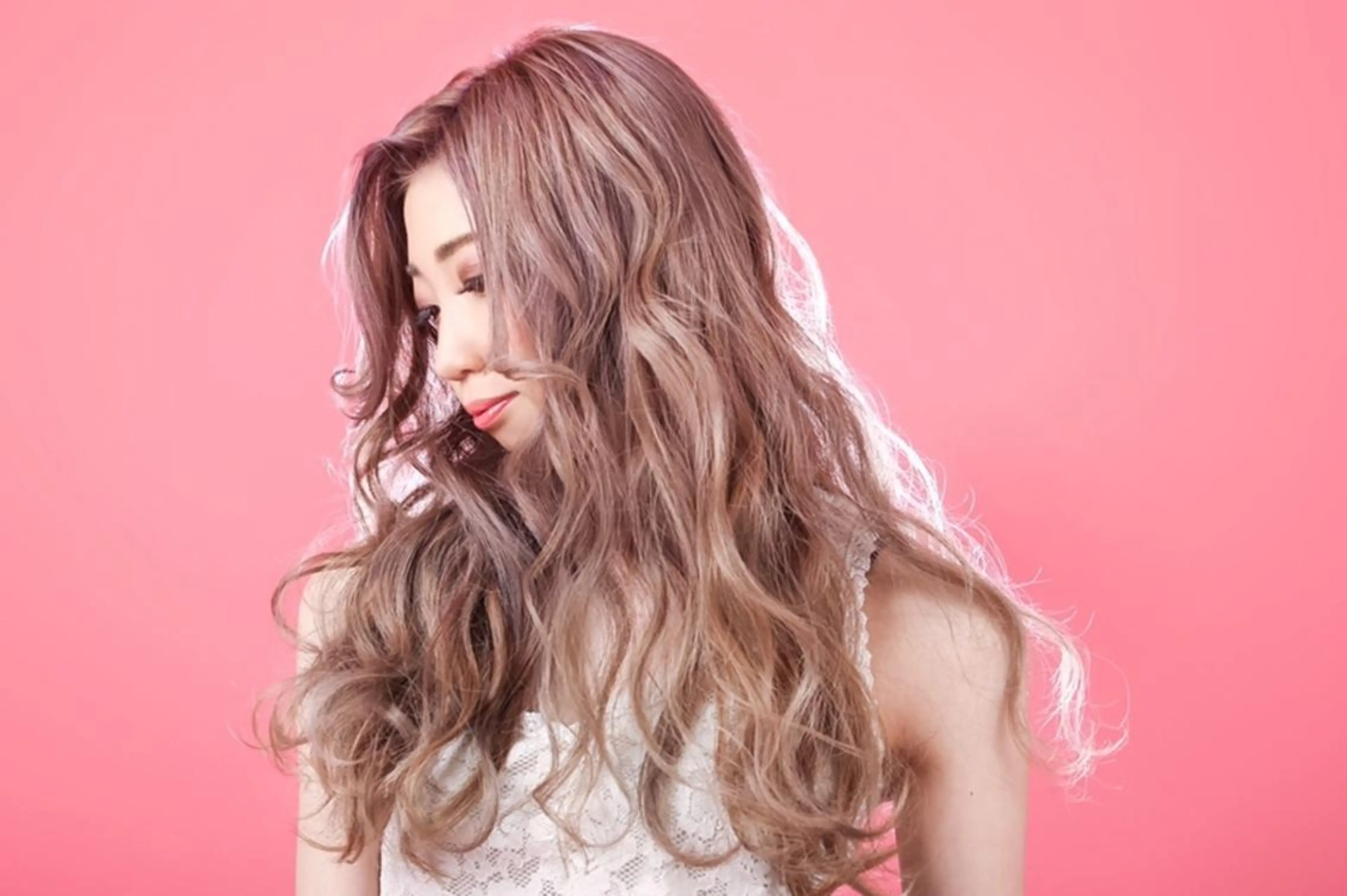 【人気No１髪質改善】+【イルミナorアディクシーカラー】+【ミルボンTR】+【コテ巻き無料サービス】の写真