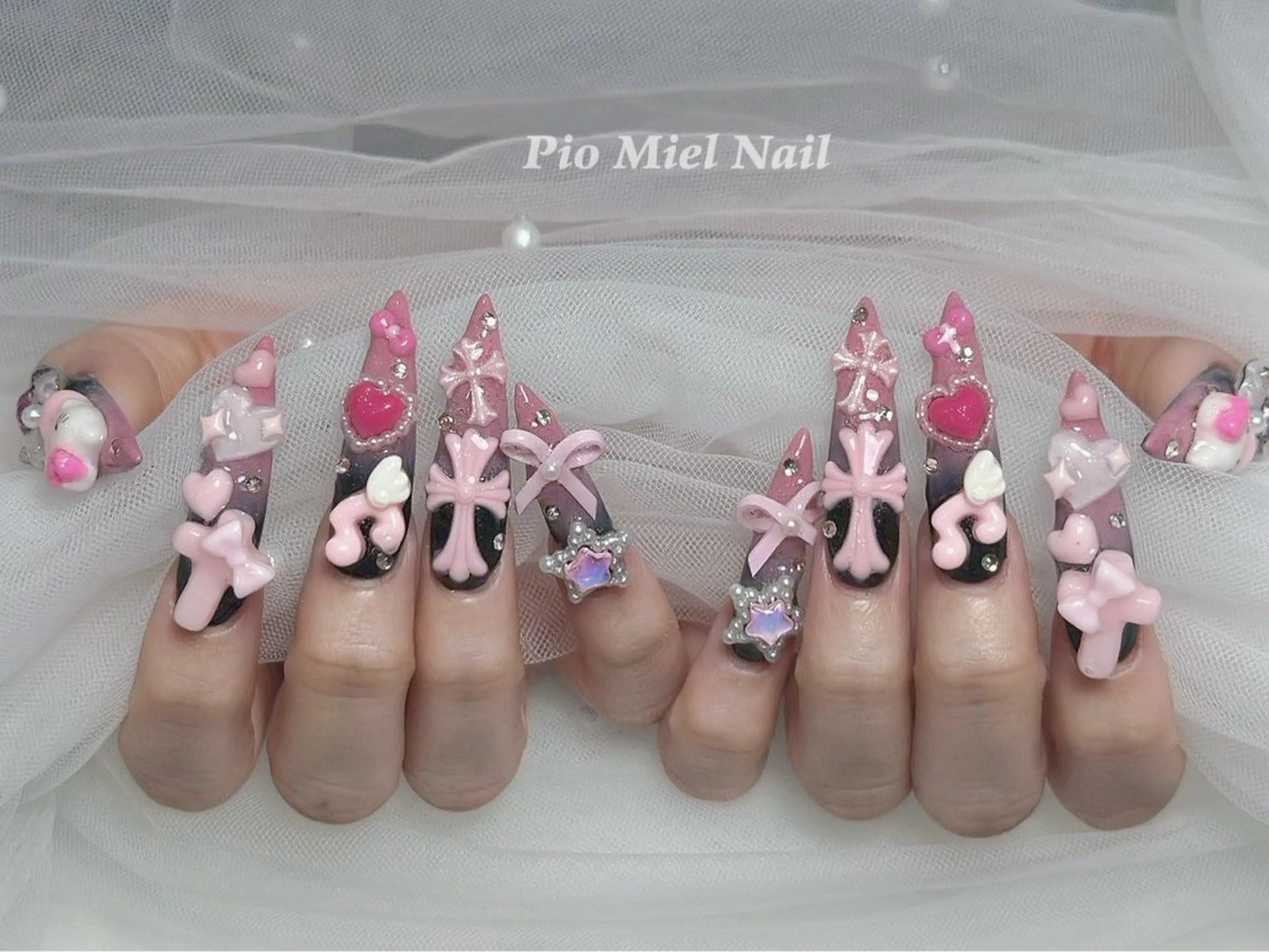 ネイル Pio Mielのネイルデザイン