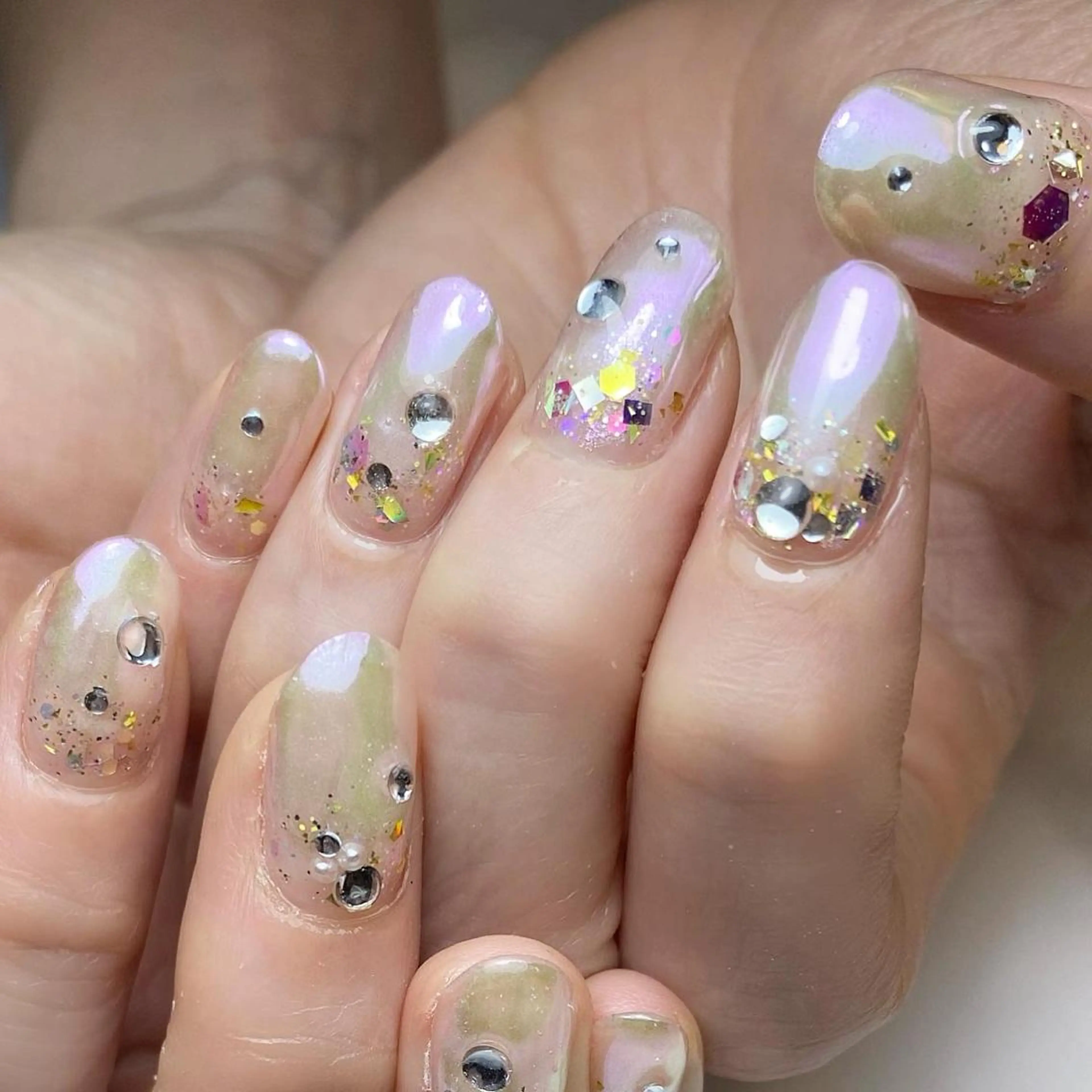 ネイル オーロラネイル ミラーネイル ハンドネイル Nail ameria megu所属・ameria meguのネイルデザイン