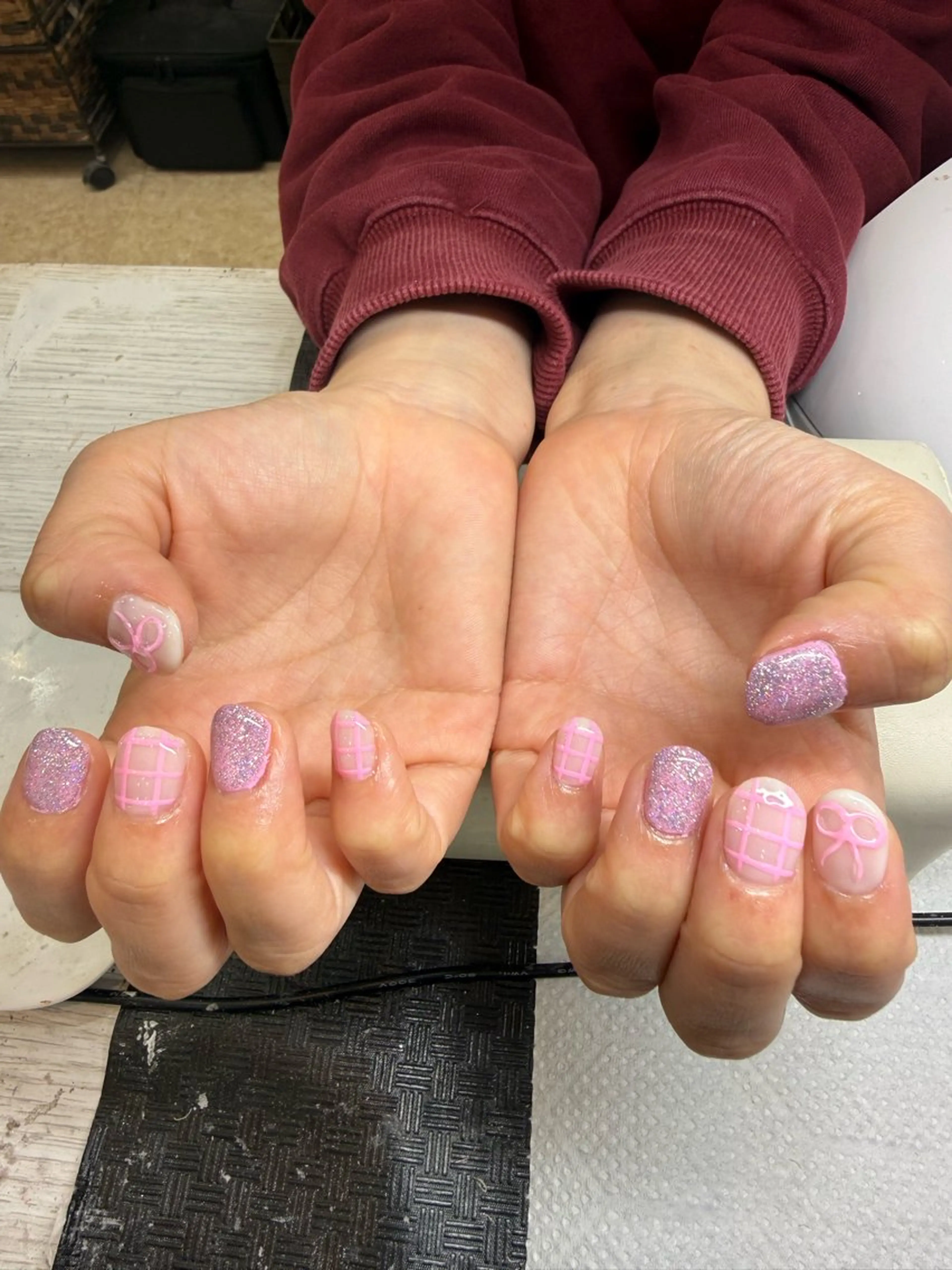 ネイル アートネイル 水色 ピンク ぷっくりネイル リボン ハンドネイル 三宮 真琴のネイルデザイン