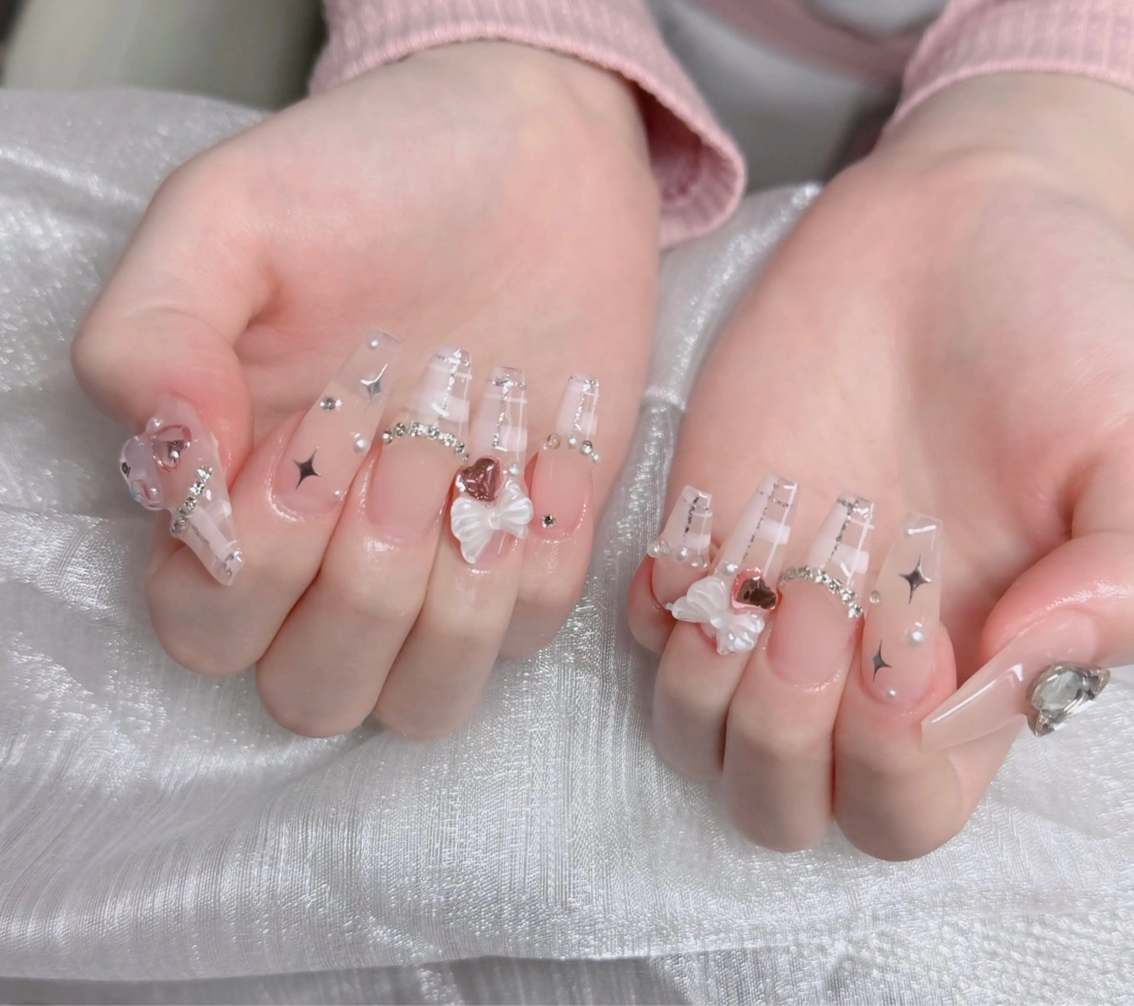 ネイル フレンチネイル ジェルネイル ハロウィン キラキラネイル 韓国ネイル H.baby Nail Salonのネイルデザイン